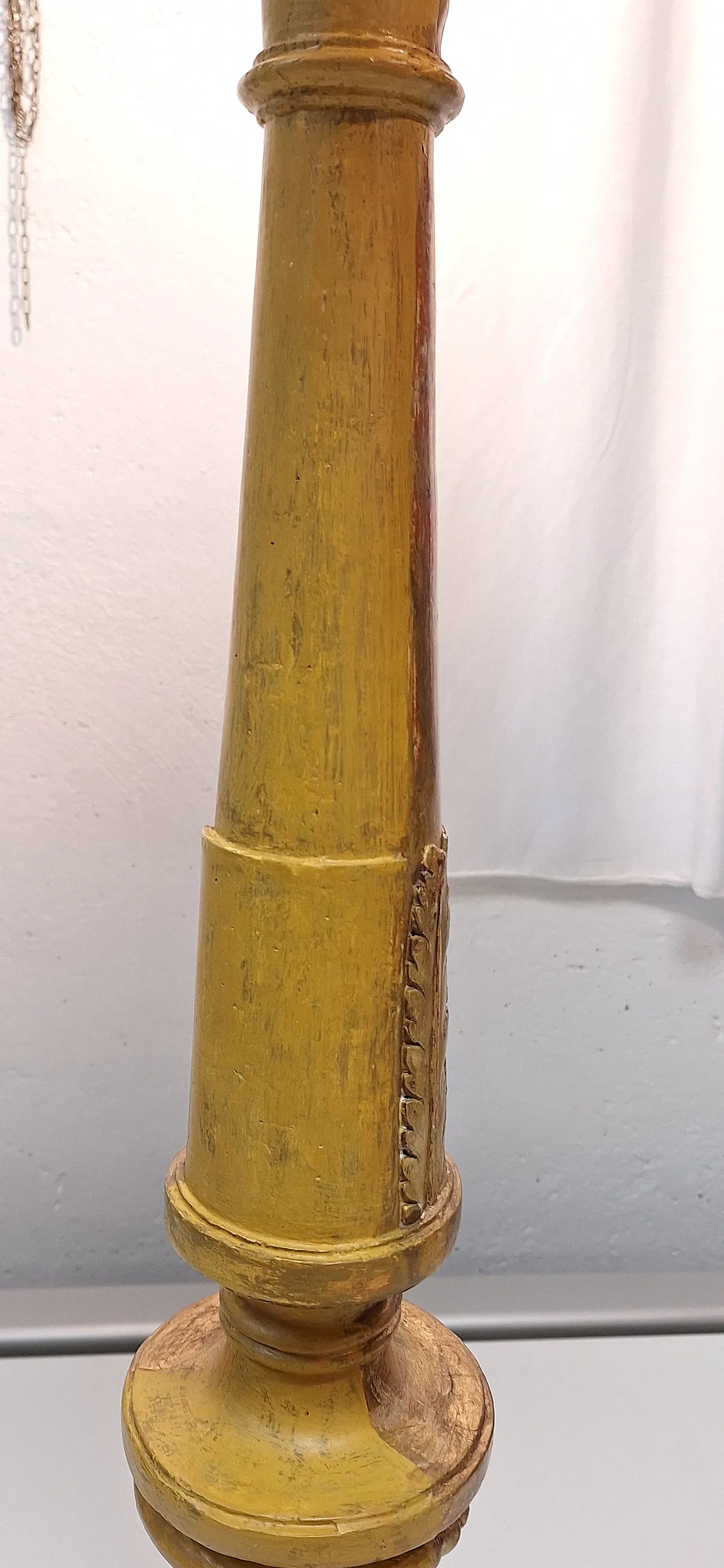 Carved and gilded wooden candelabra, Baroque style, 19th century 11