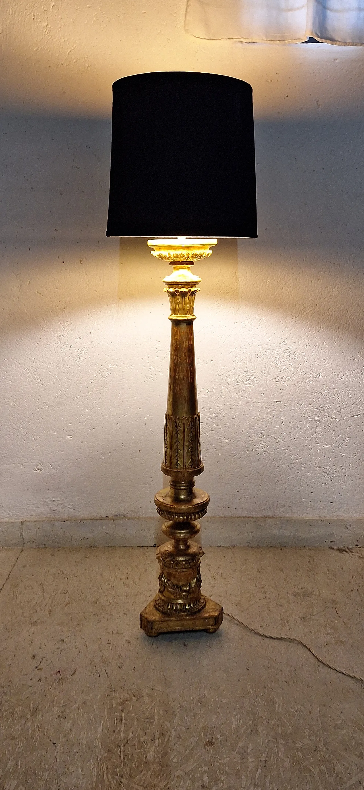 Carved and gilded wooden candelabra, Baroque style, 19th century 17