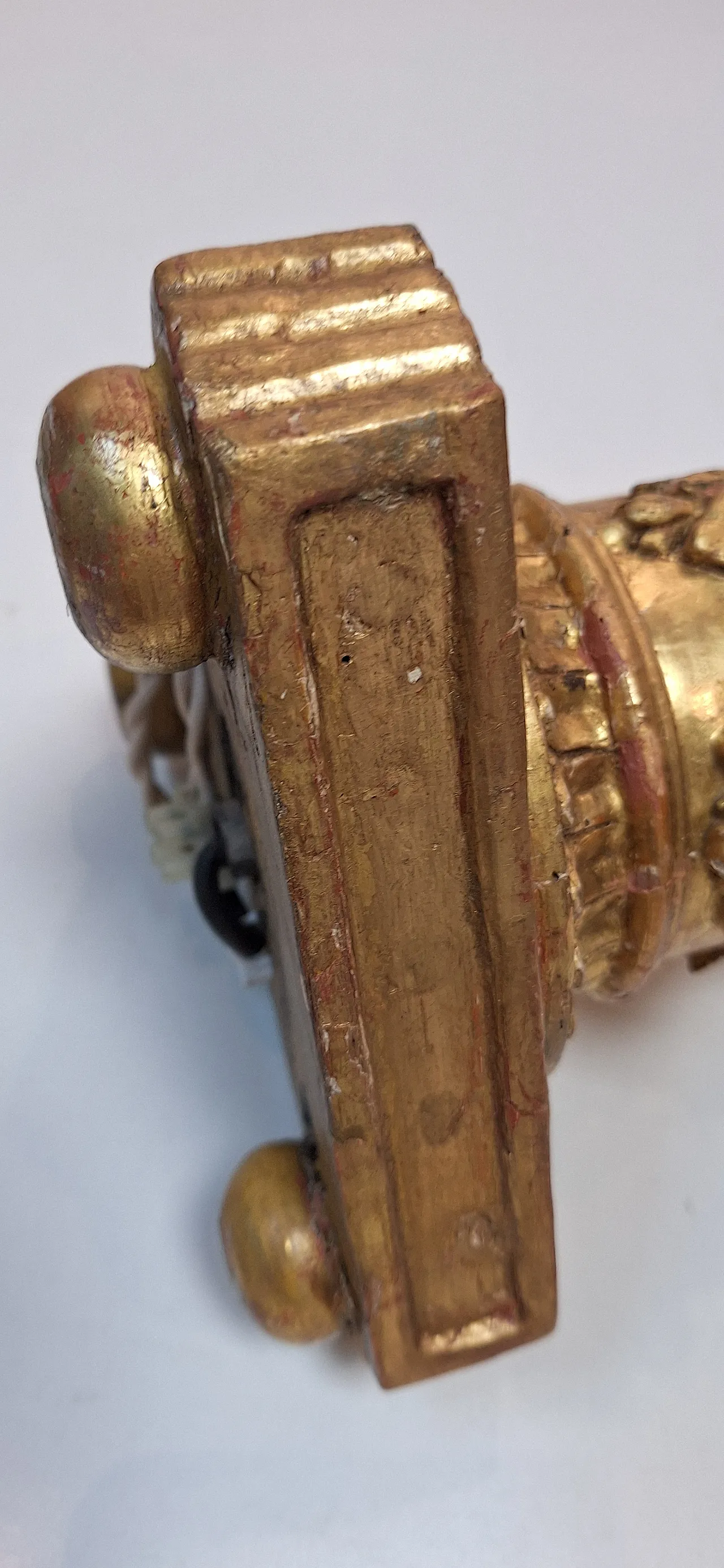 Carved and gilded wooden candelabra, Baroque style, 19th century 21