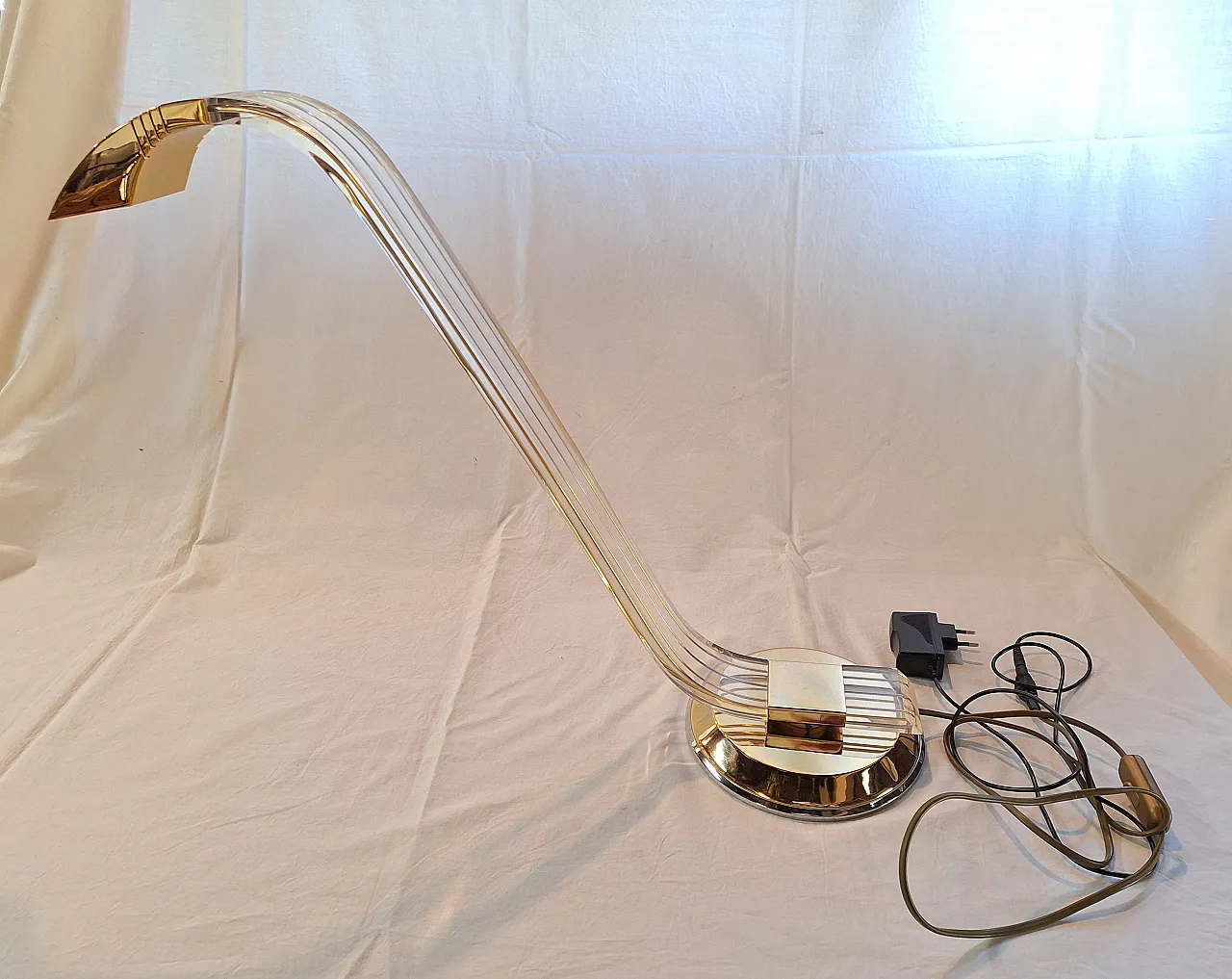 Lampada da tavolo prodotta di Relco Milano, anni '80 10