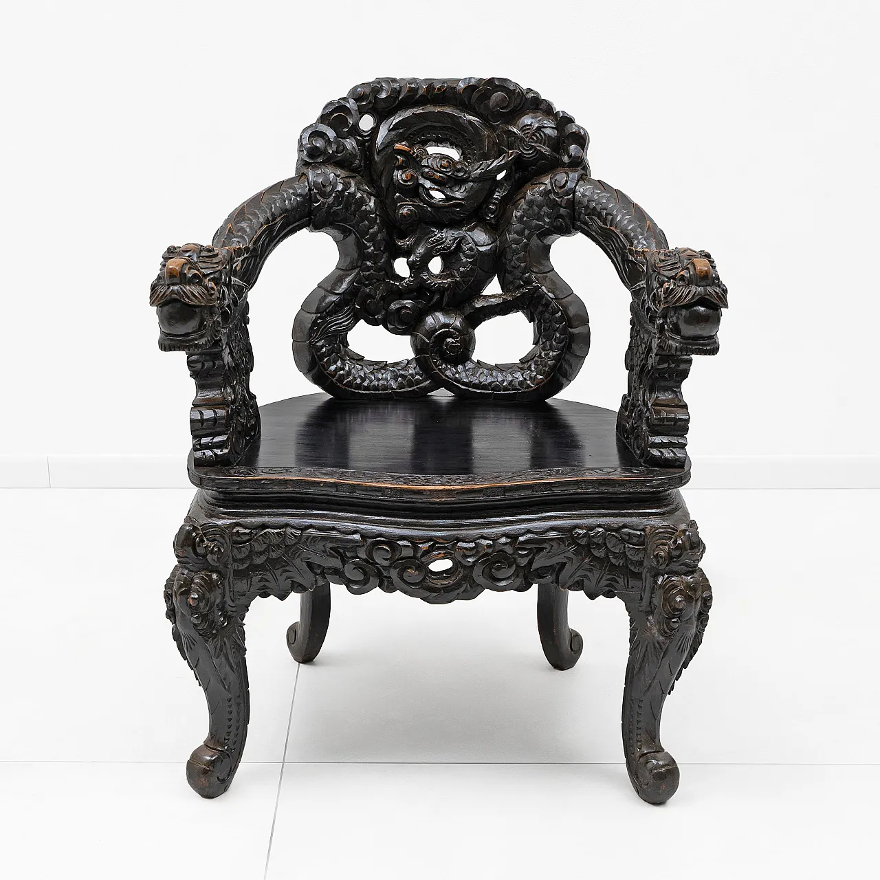 Pair of carved dragon armchairs Chinese Qing dynasty, 19th century 6