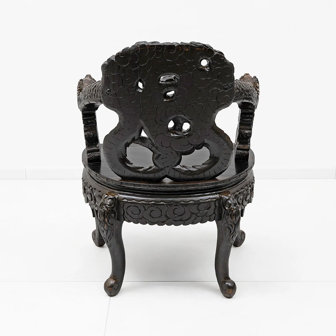 Pair of carved dragon armchairs Chinese Qing dynasty, 19th century 9