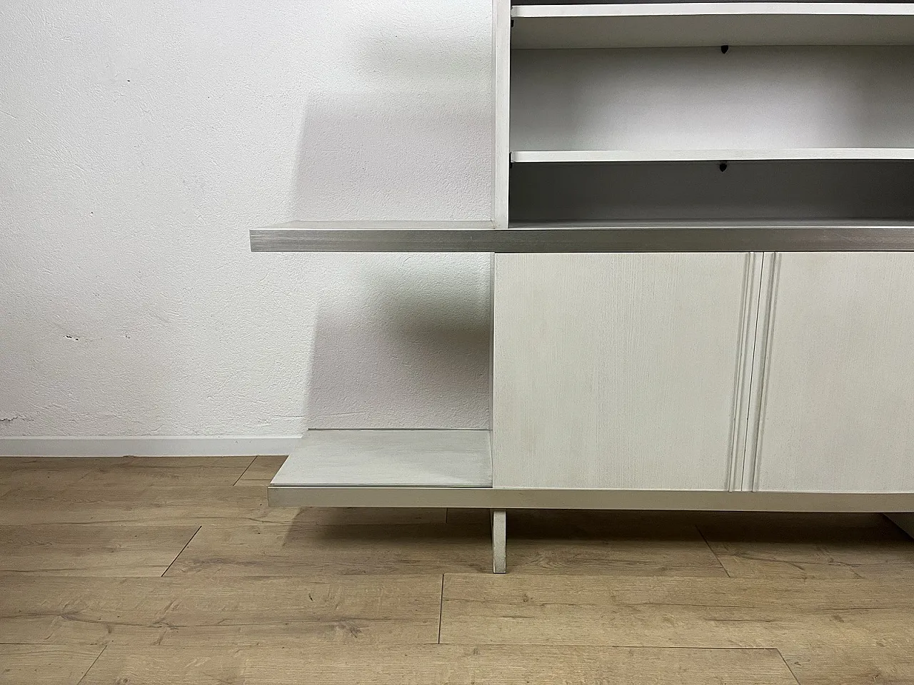 Steel and wood bookcase by Angelo Mangiarotti for Poltronova, 1960s 5