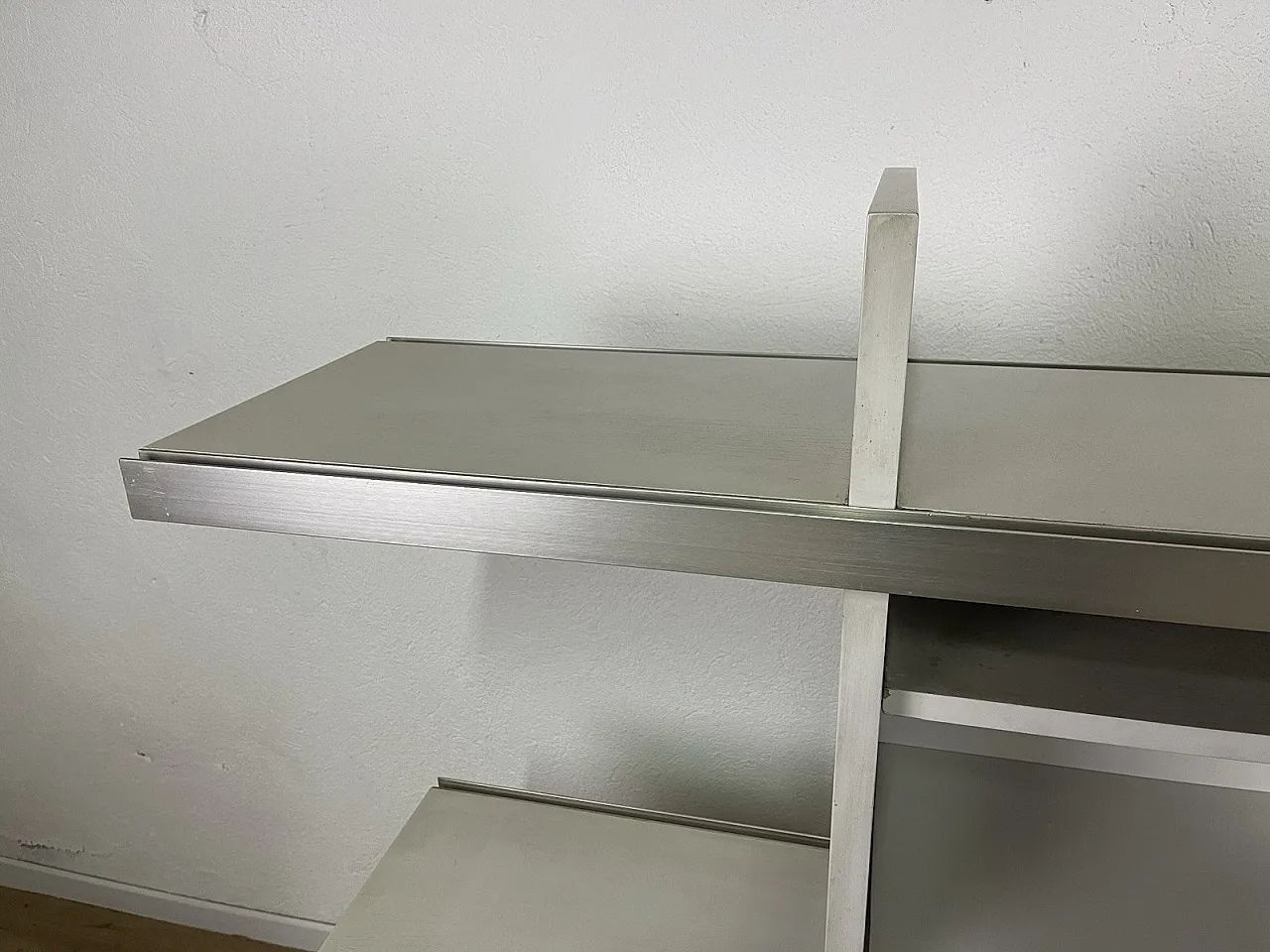 Steel and wood bookcase by Angelo Mangiarotti for Poltronova, 1960s 10