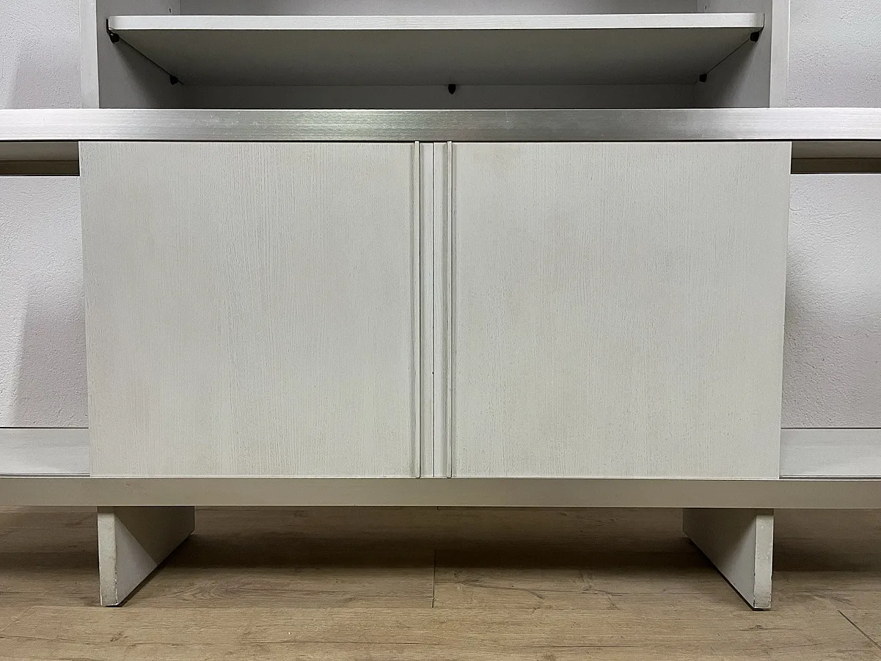 Steel and wood bookcase by Angelo Mangiarotti for Poltronova, 1960s 12