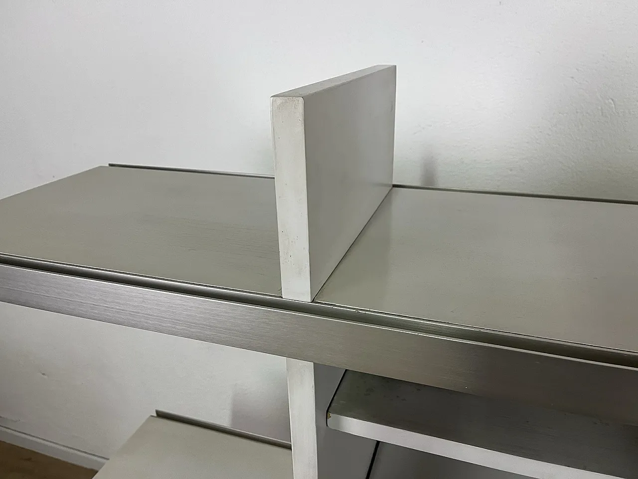 Steel and wood bookcase by Angelo Mangiarotti for Poltronova, 1960s 14