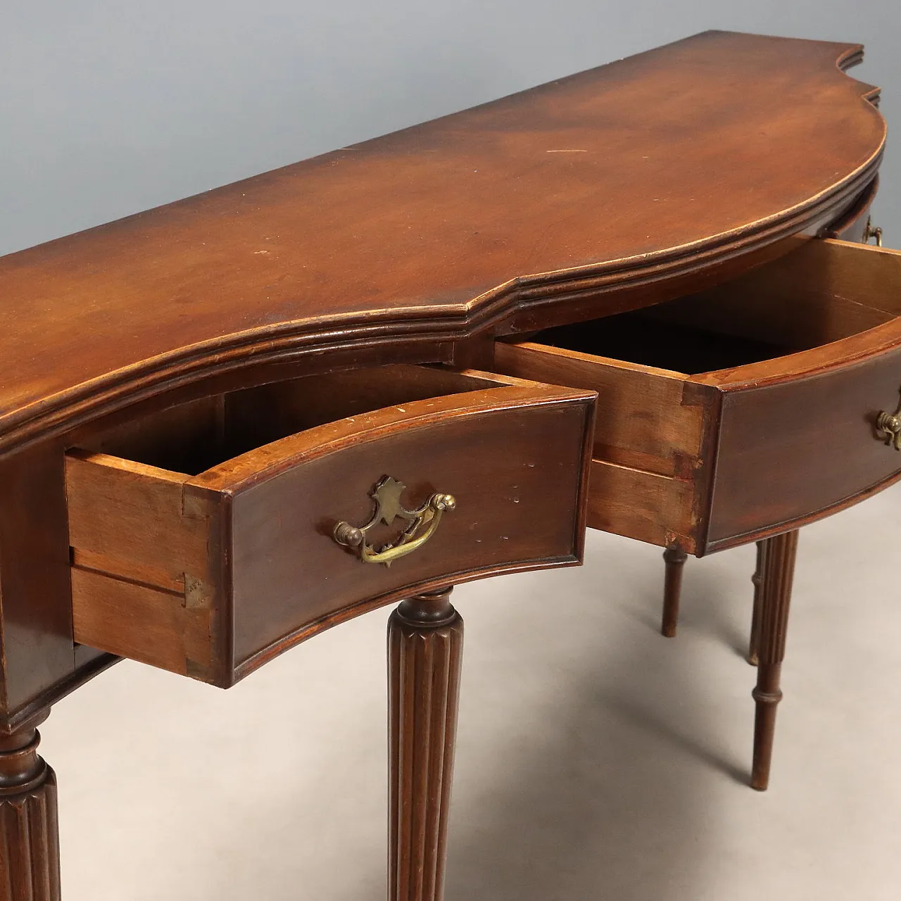 Consolle in legno di noce, anni '60 4