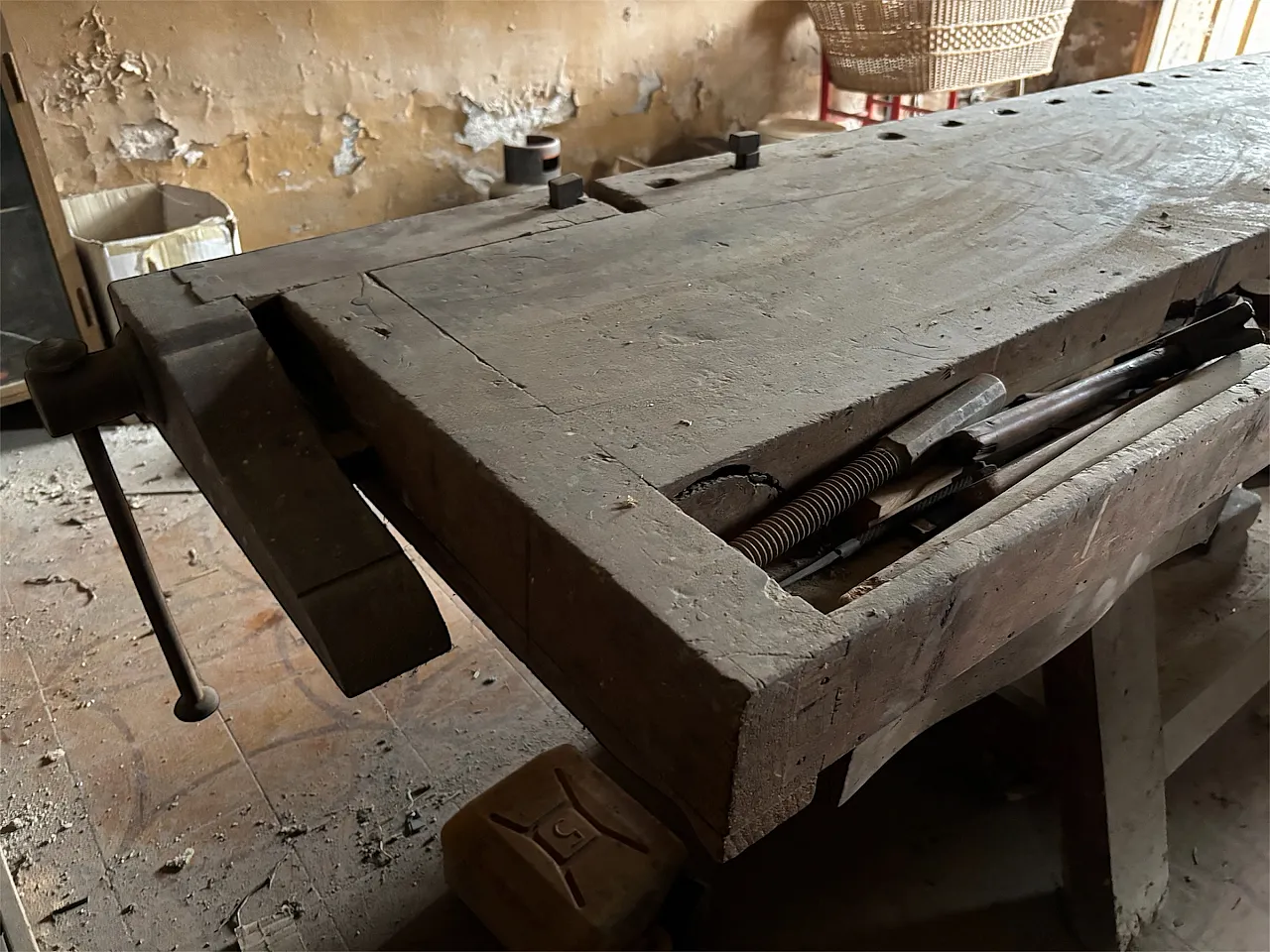 Carpenter's bench, Late 19th century 8