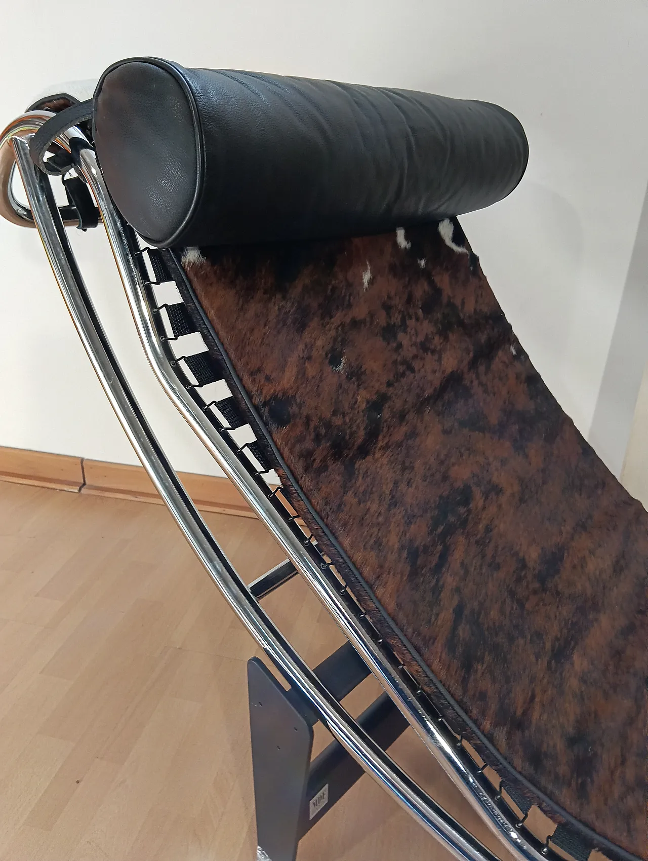 Chaise Longue LC4 in pelo maculato Brown di Mdf Italia, anni 2000 8