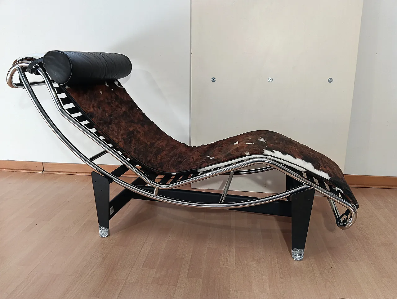 Chaise Longue LC4 in pelo maculato Brown di Mdf Italia, anni 2000 30
