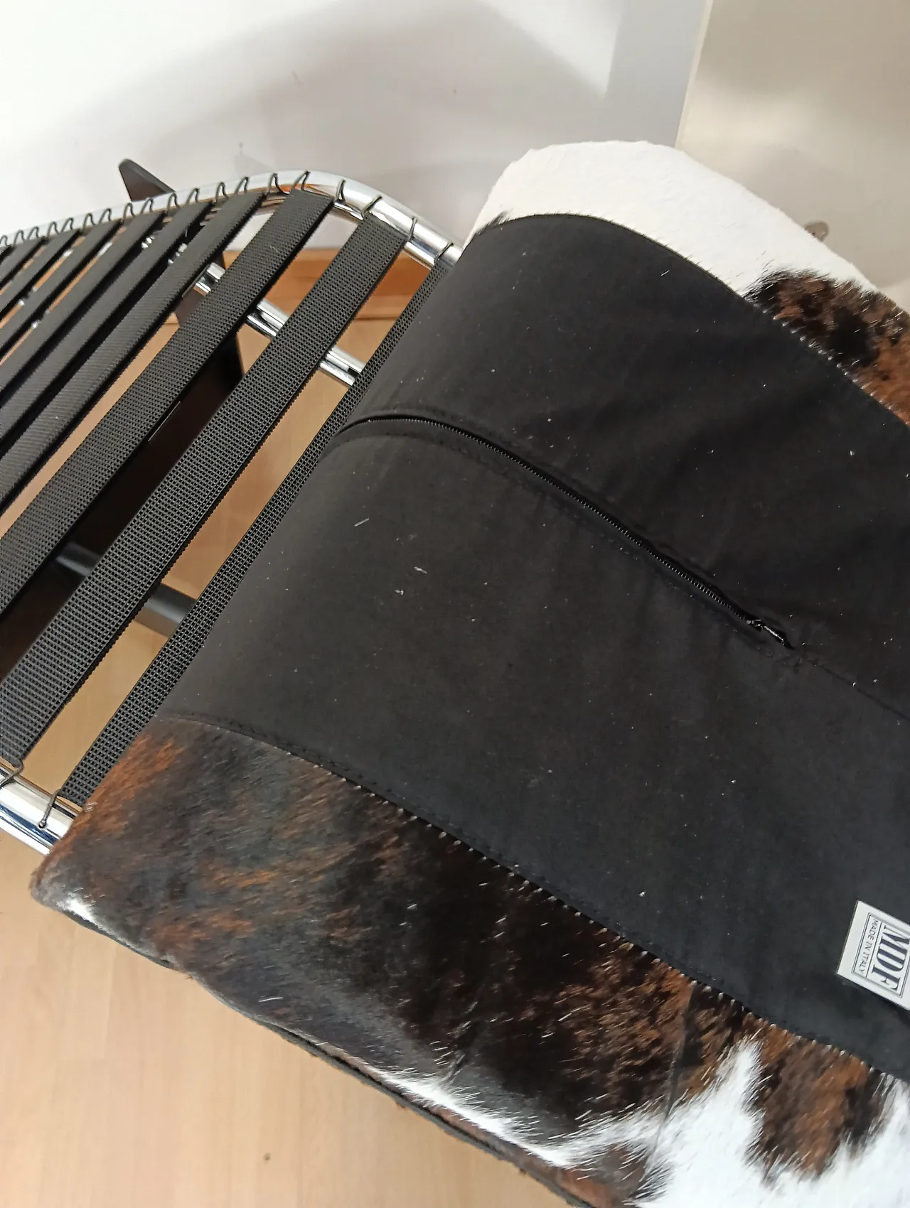 Chaise Longue LC4 in pelo maculato Brown di Mdf Italia, anni 2000 74