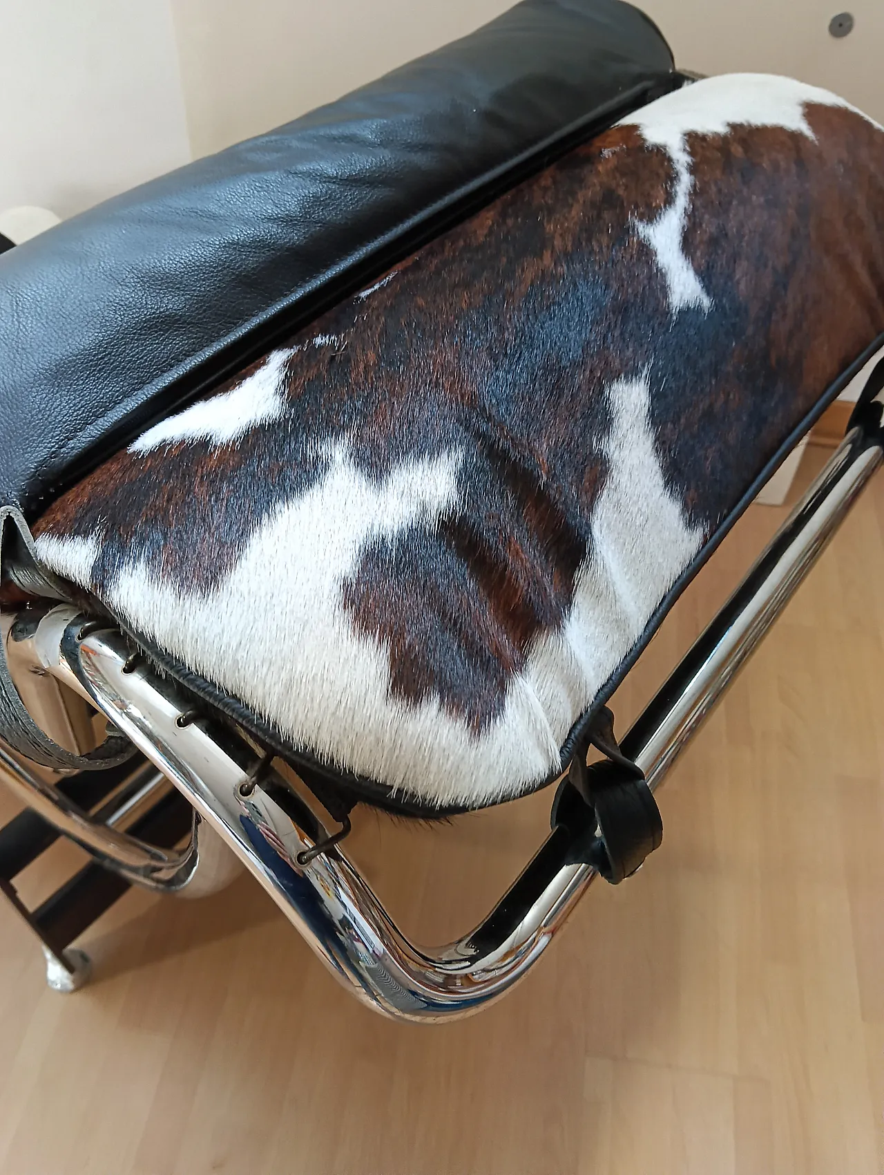 Chaise Longue LC4 in pelo maculato Brown di Mdf Italia, anni 2000 77