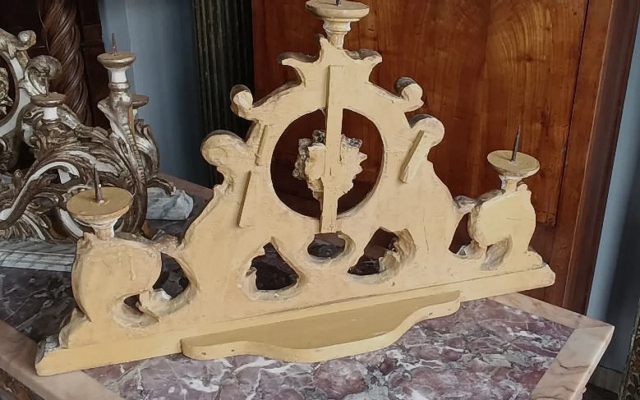 Trittico di candelieri in legno laccato e argentato, '700 11