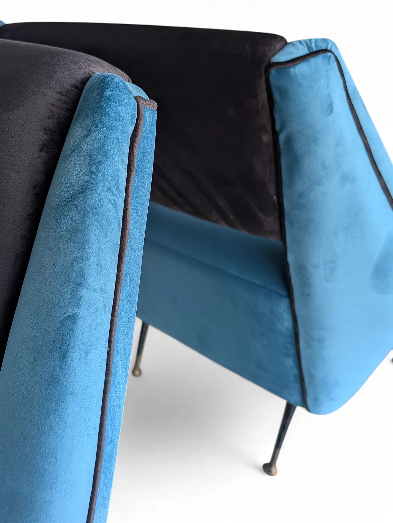 Pair of restored velvet armchairs from the 1960s 5