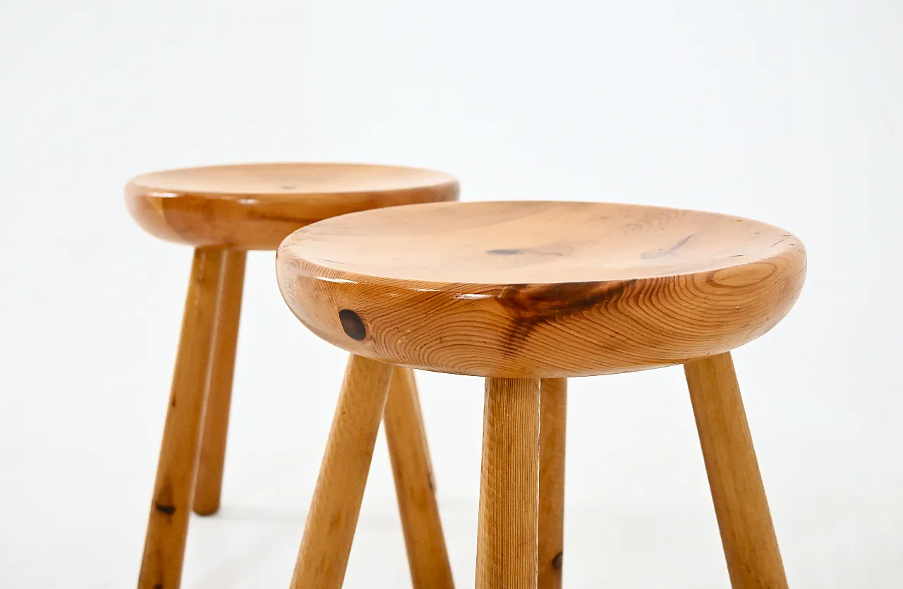 Pair of stools by Charlotte Perriand for Les Arcs, 1960s 5