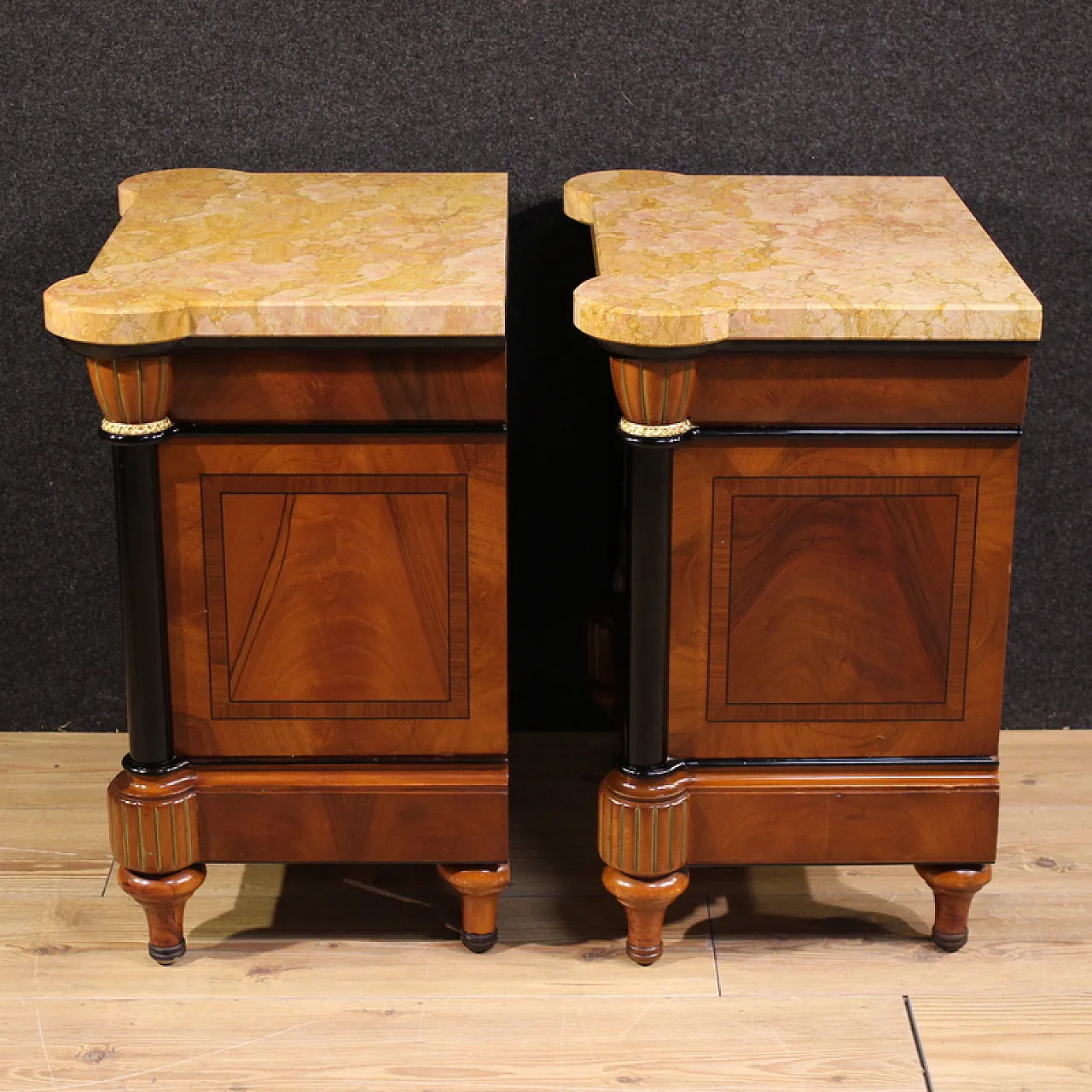 Pair of Italian bedside tables, 20th century 8
