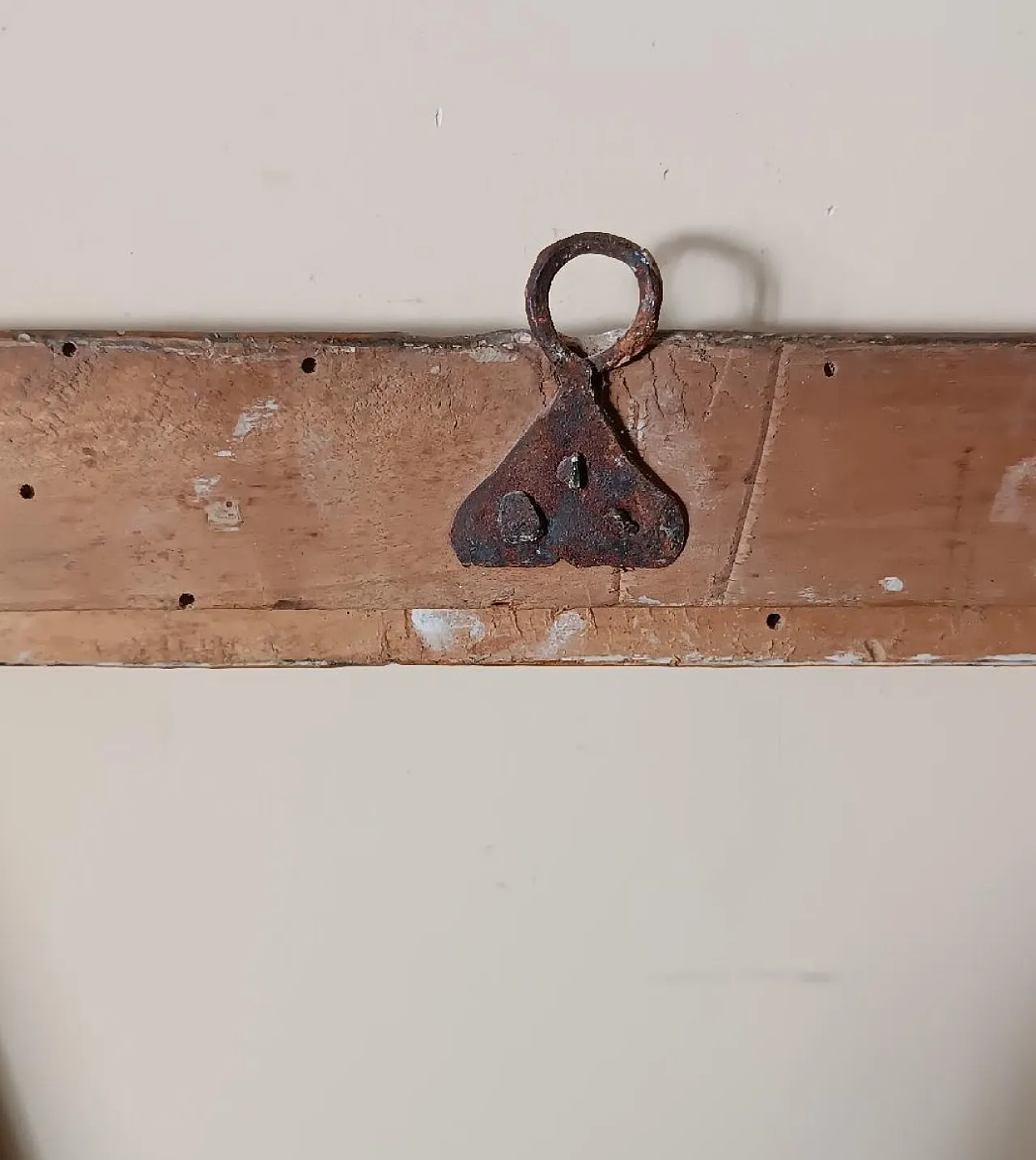 Lacquered wooden frame with gold edges, 18th century 8