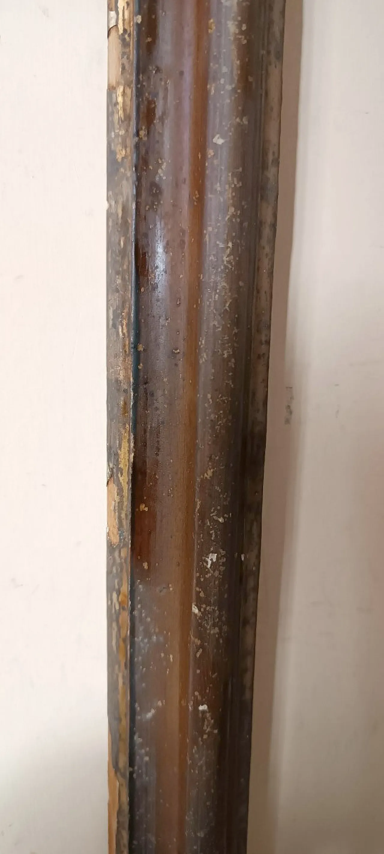 Lacquered wooden frame with gold edges, 18th century 5