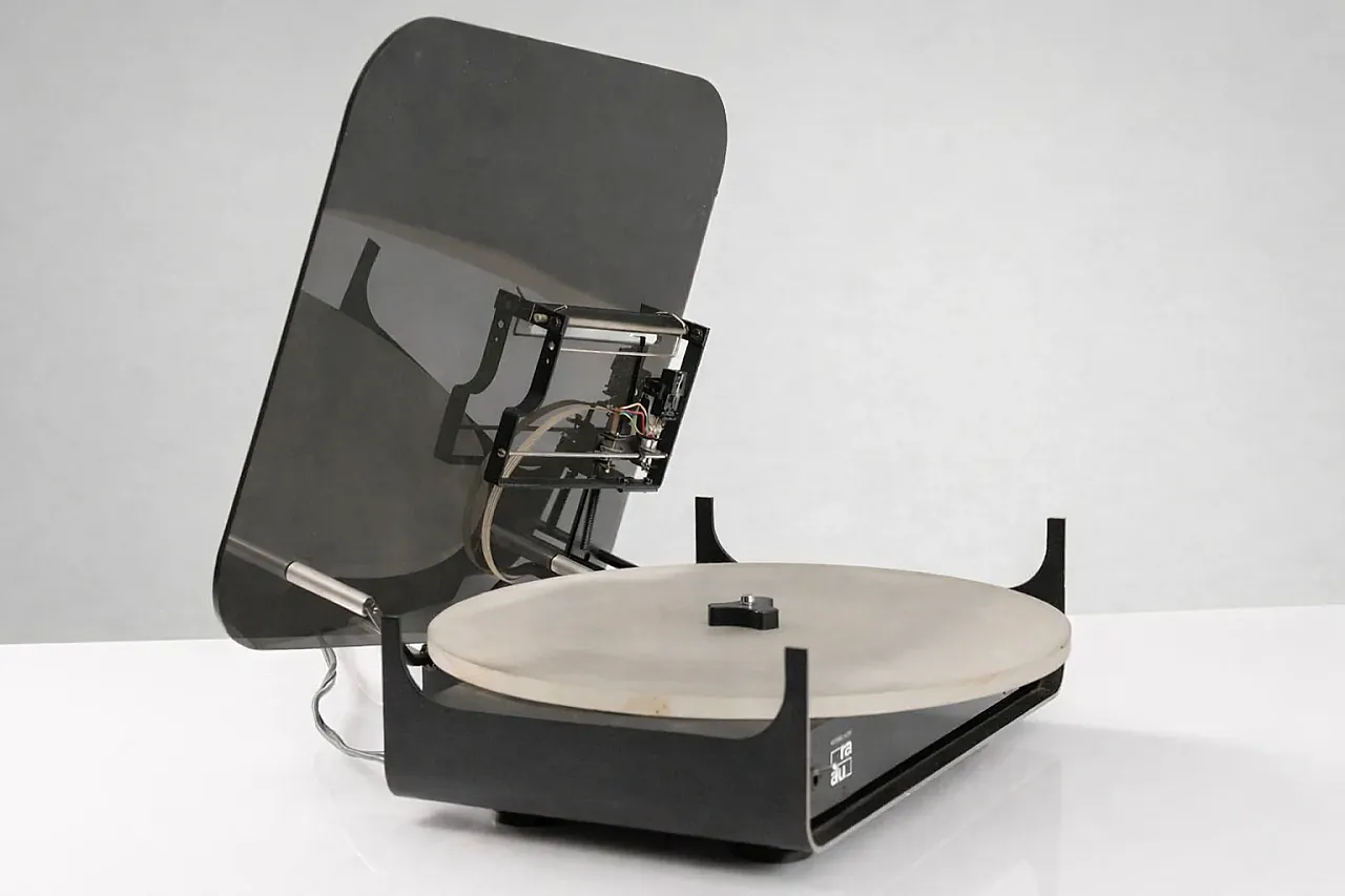 Giradischi AU/RA G1 di Jiří Janda, anni '90 1