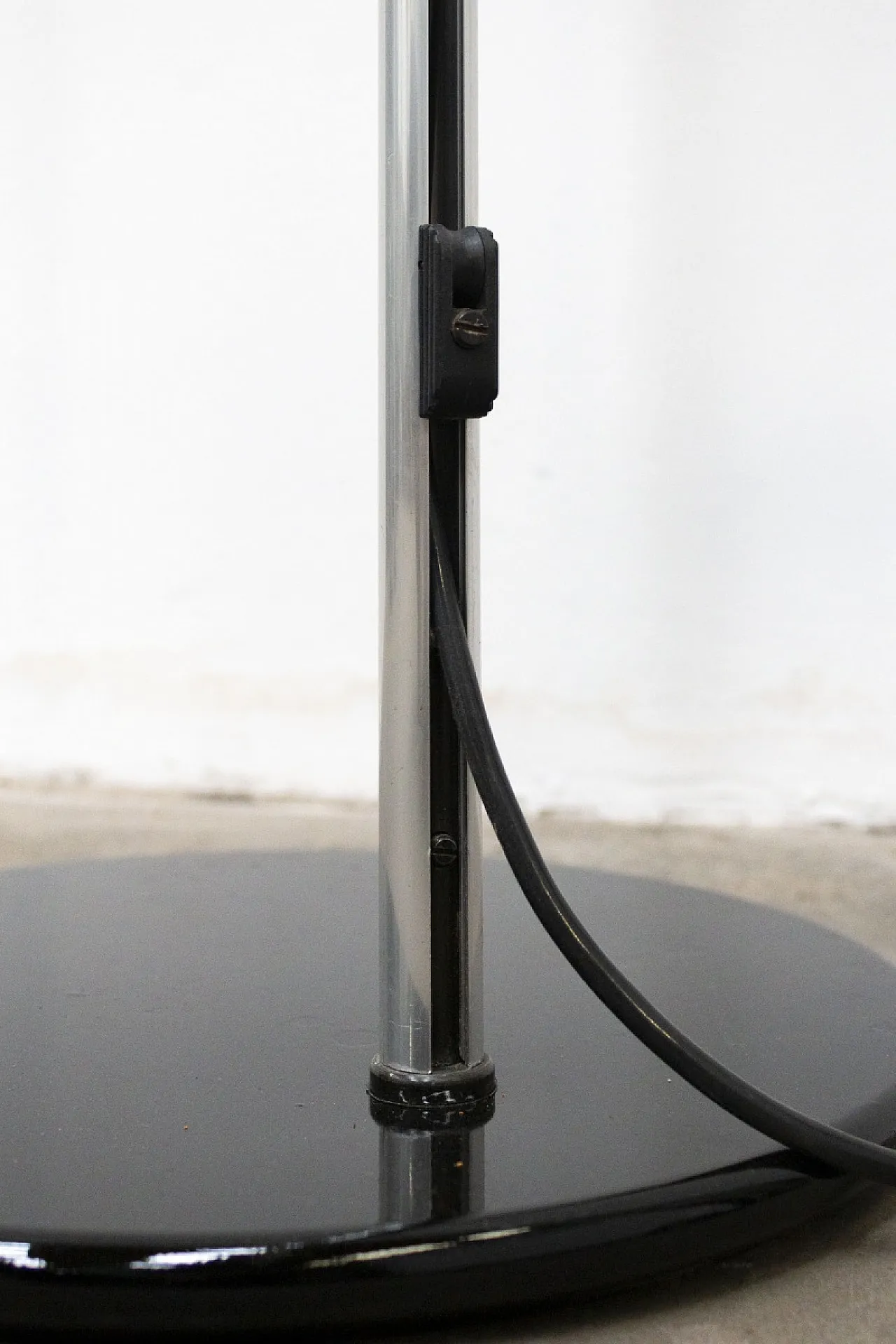 Flap, lampada da terra di Franco Mirenzi per Valenti, anni '80 7