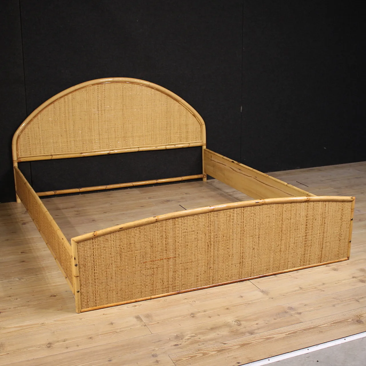 Italian double bed, 20th century 1