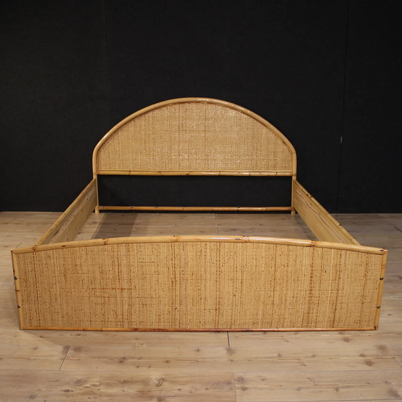 Italian double bed, 20th century 4