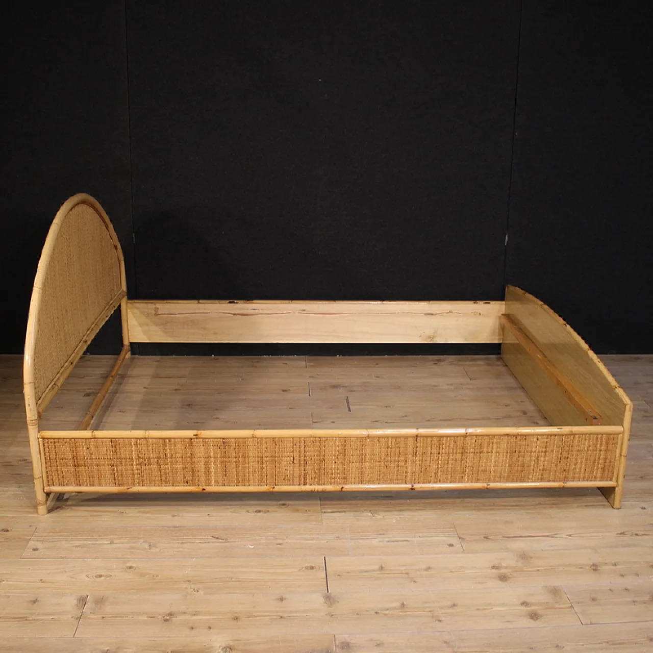 Italian double bed, 20th century 7