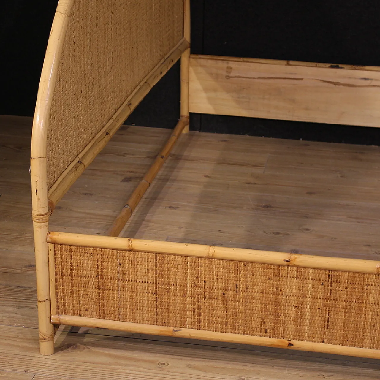 Italian double bed, 20th century 8