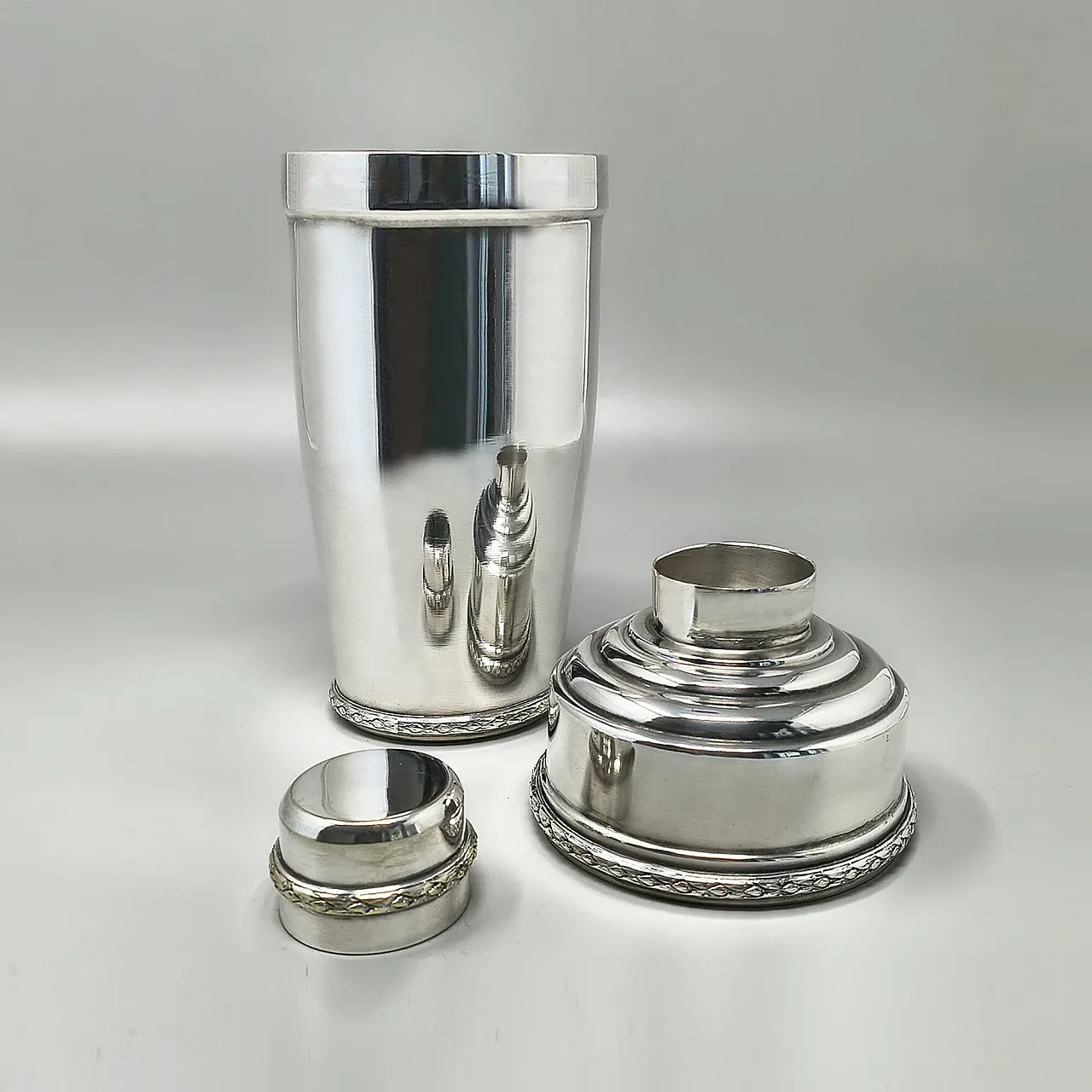 Shaker da cocktail Art Déco di MB, anni '30 4