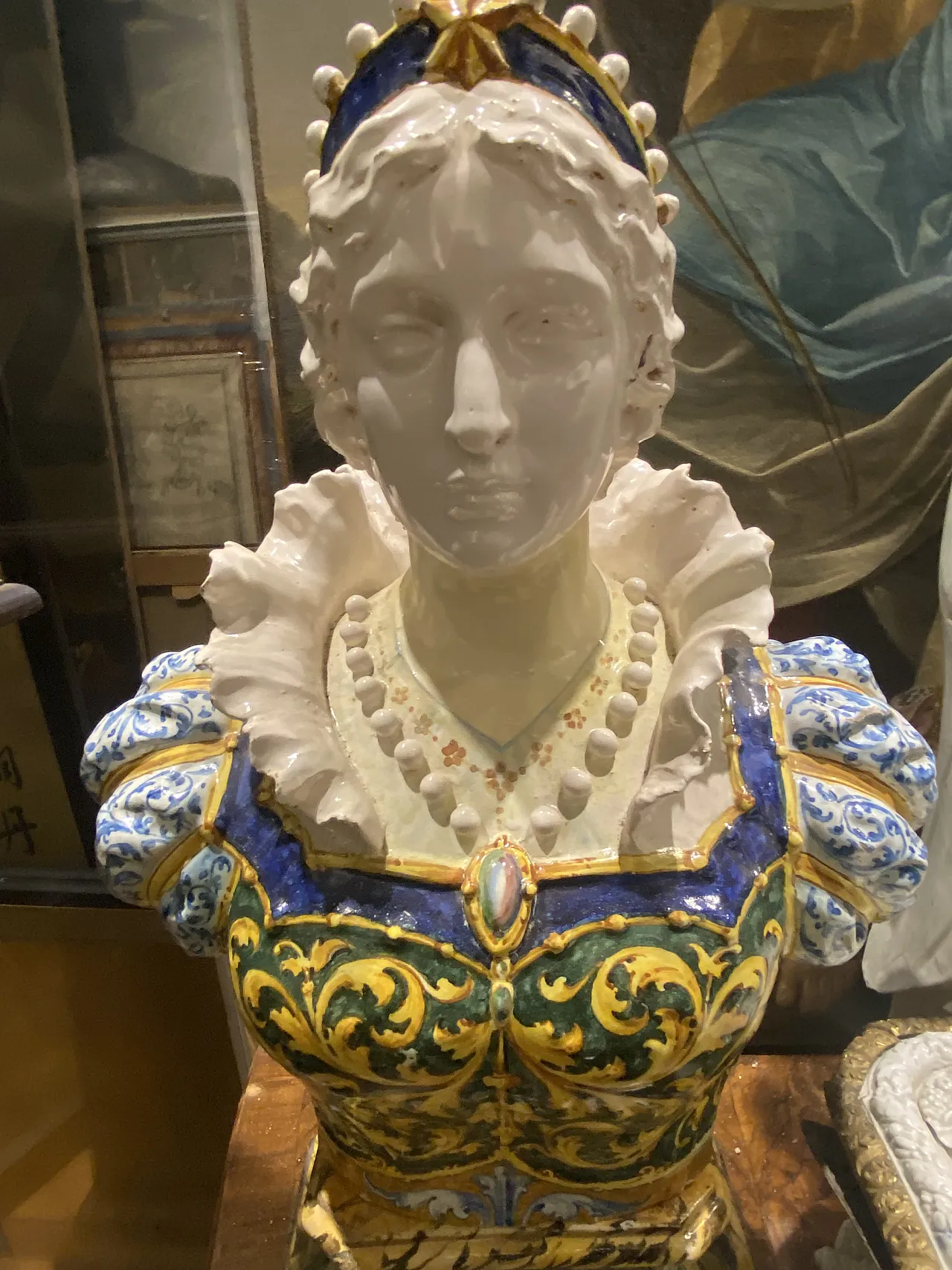 Bust of Barbara d'Este in ceramic by Minghetti, 19th century 2