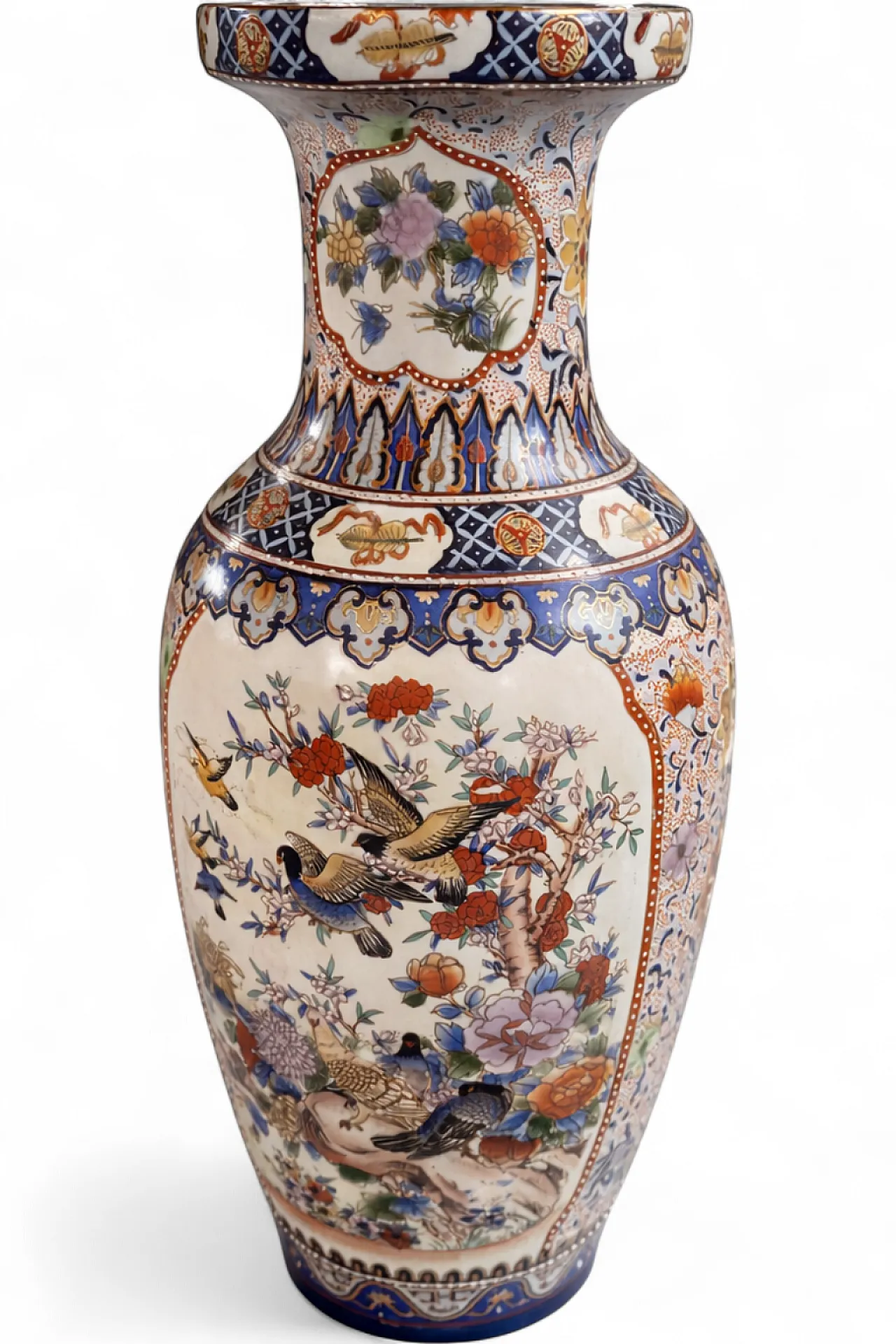Decorative Chinese Imari style vase, second half of the 20th century 7