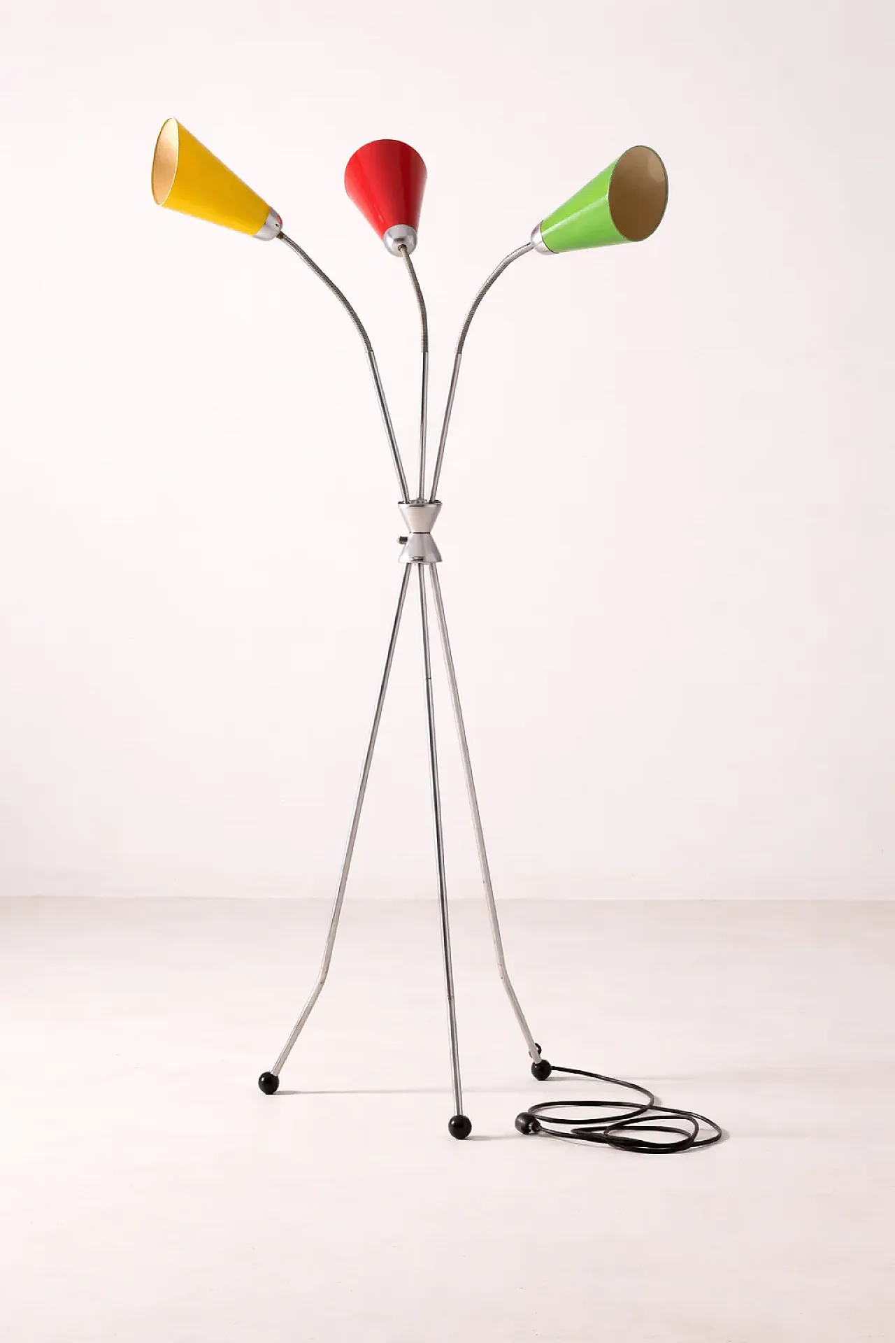 Lampada da terra a 3 bracci di Lidokov, metà '900 1