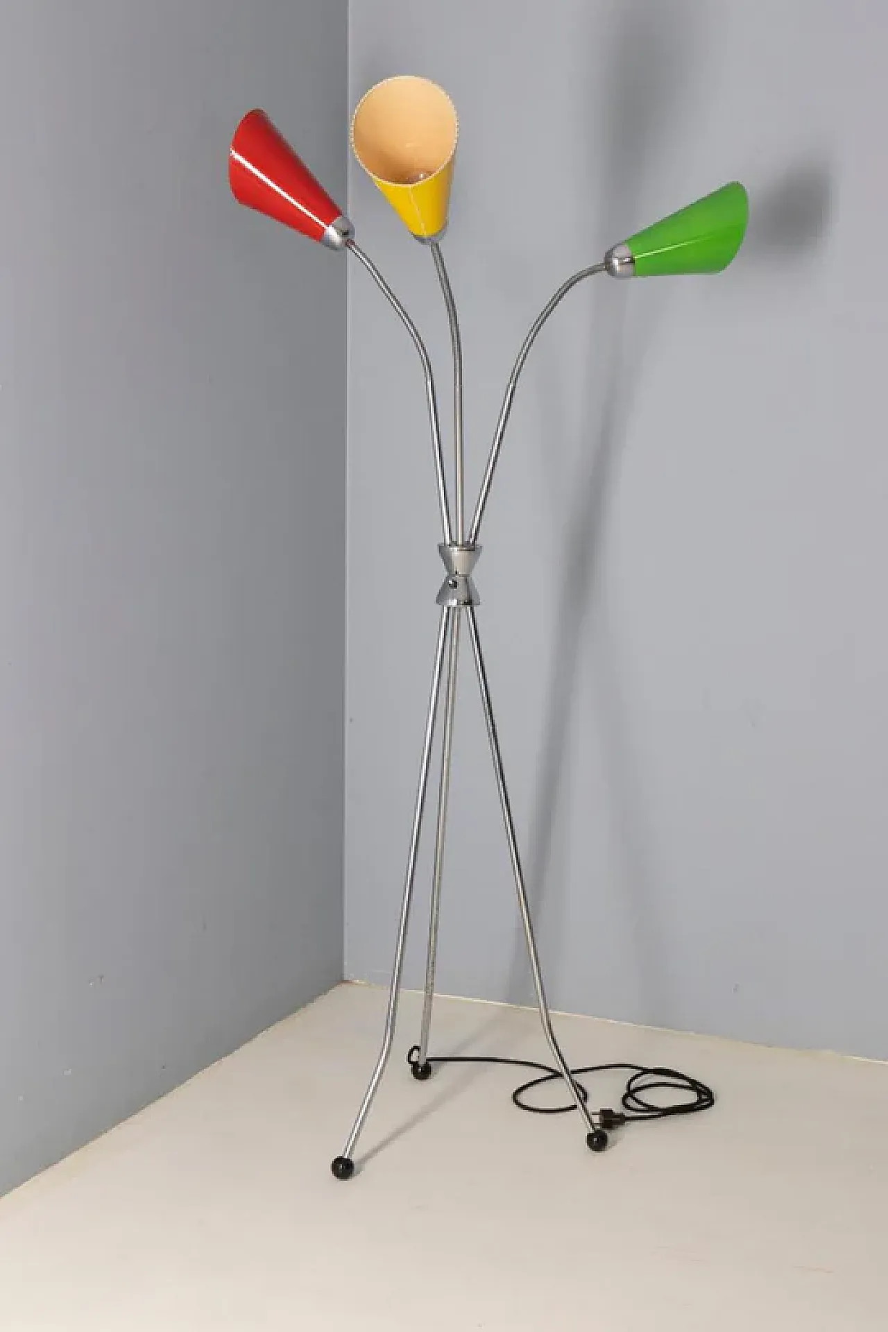 Lampada da terra a 3 bracci di Lidokov, metà '900 6