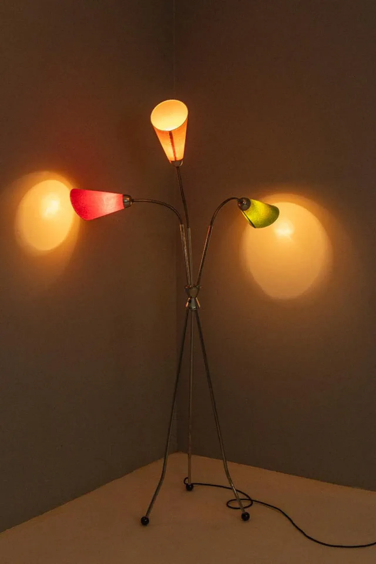 Lampada da terra a 3 bracci di Lidokov, metà '900 8