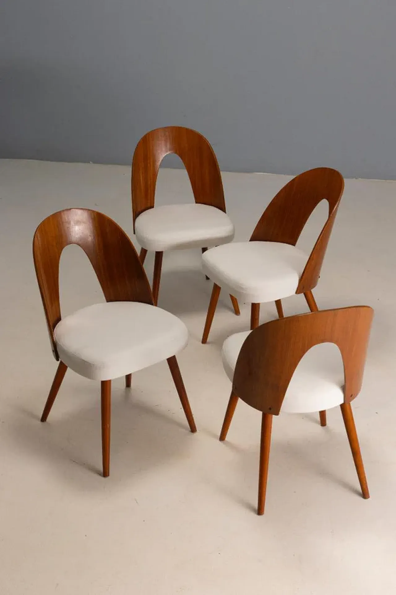Dining chairs di Antonín Šuman, 1960s 3