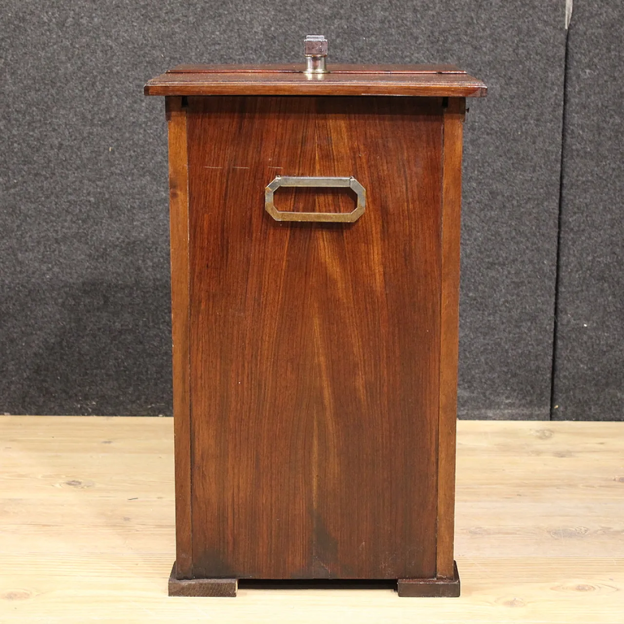 English bar cabinet, 20th century 7