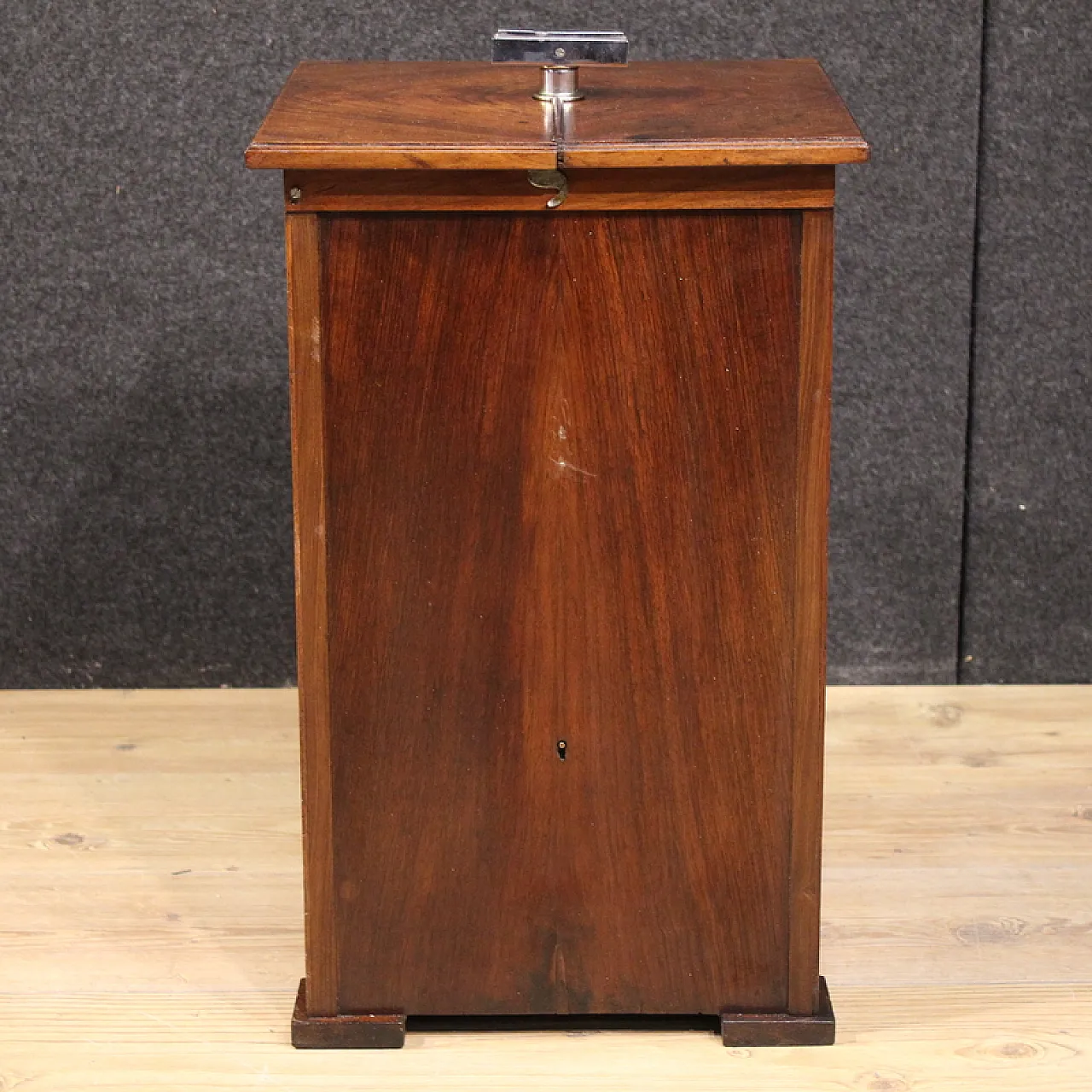 English bar cabinet, 20th century 8