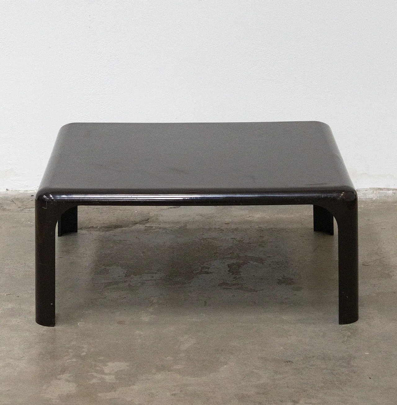 Demetrio 70 coffee table by Vico Magistretti for Artemide, 1960s 2