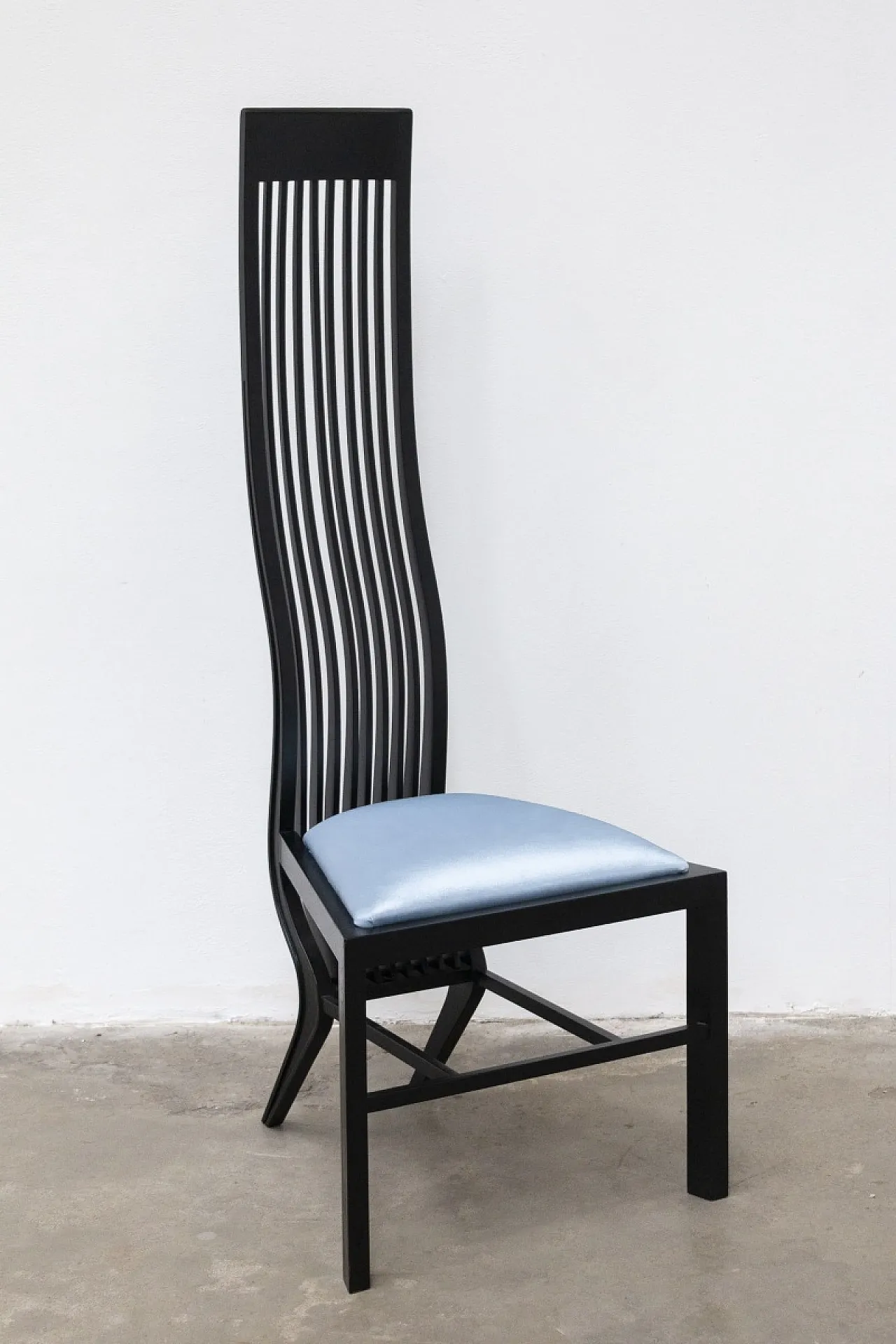 Coppia di sedie Monroe di Arata Isozaki per ICF Milano, anni '80 5