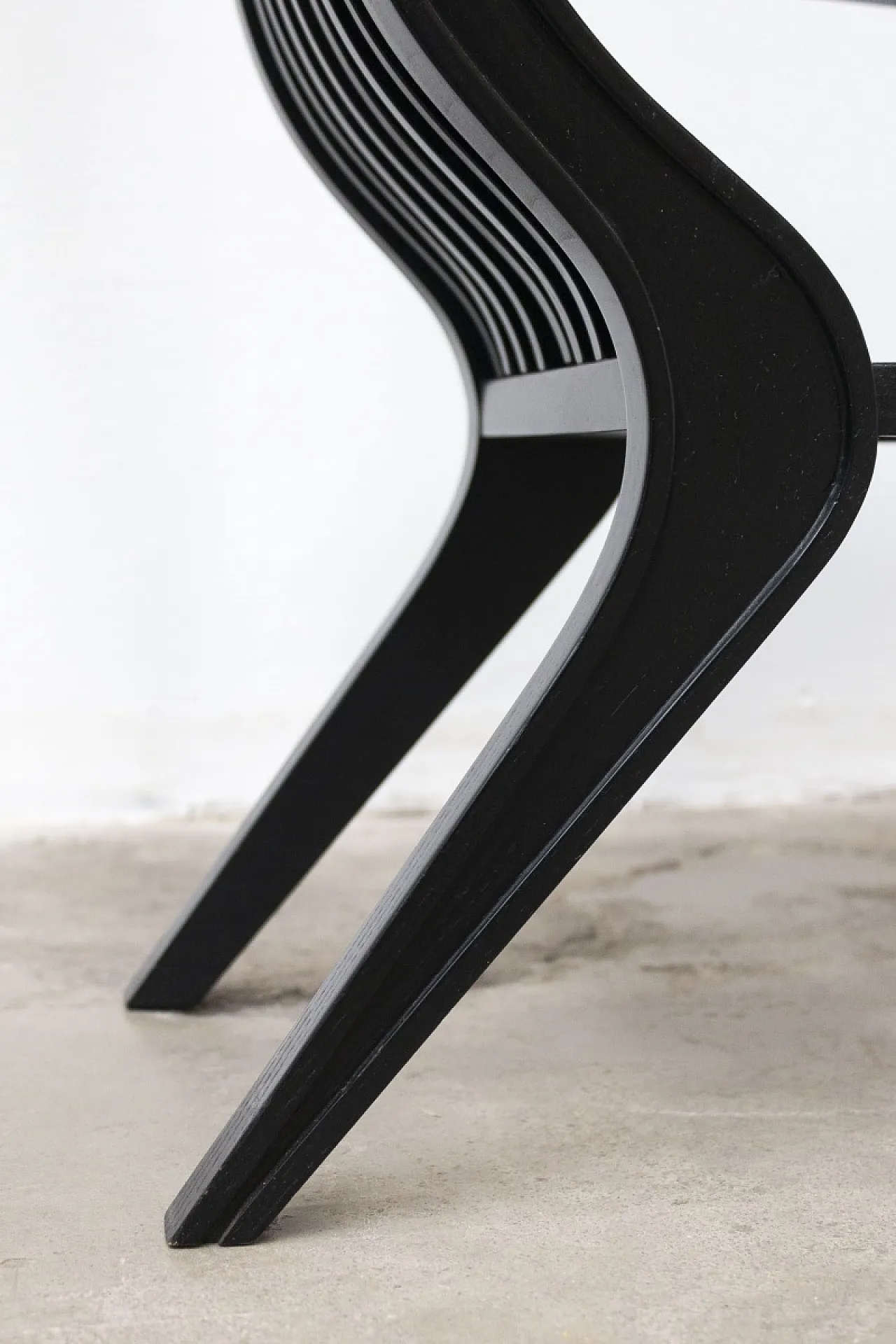 Coppia di sedie Monroe di Arata Isozaki per ICF Milano, anni '80 10