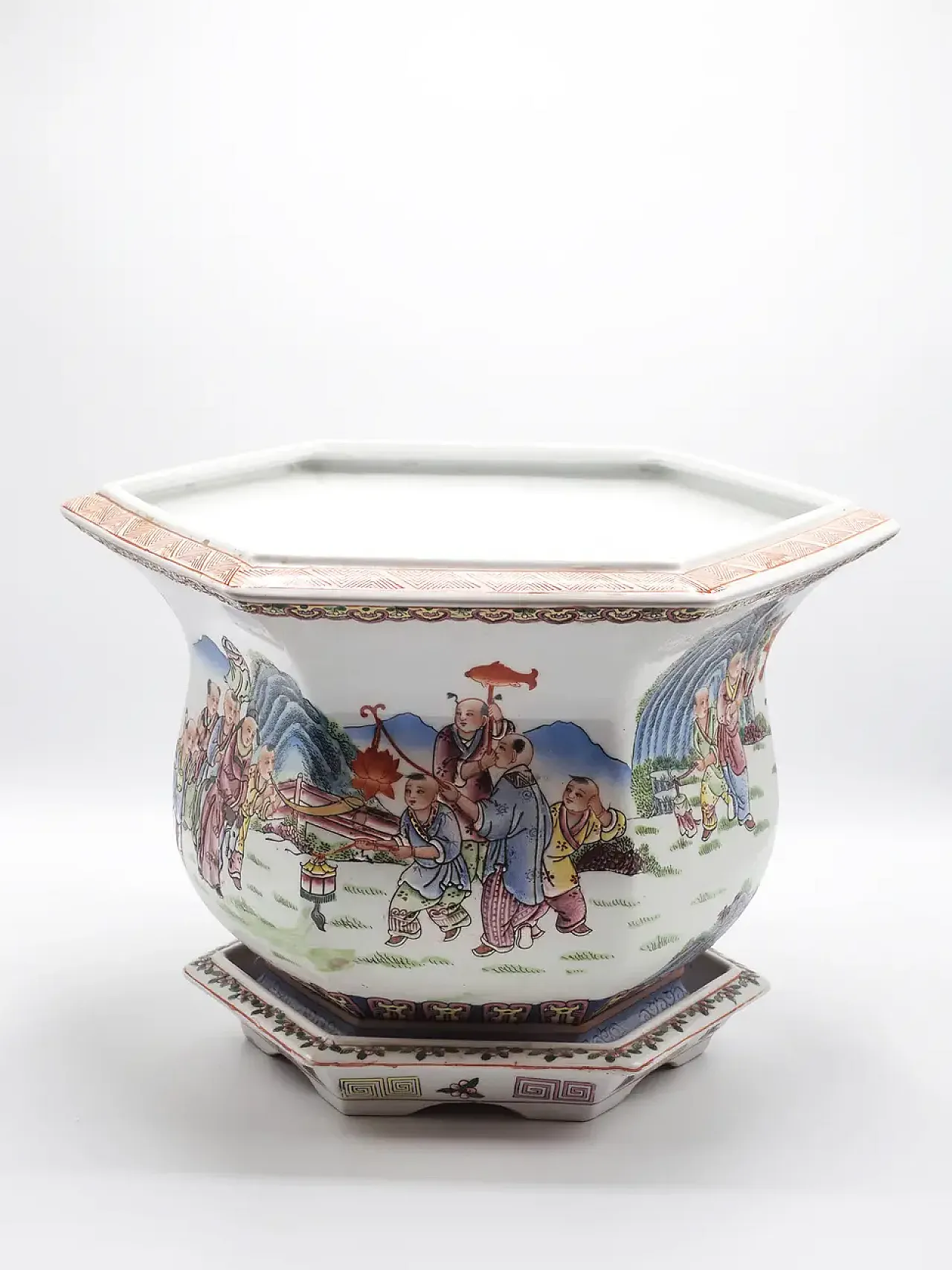 Porcelain flower vase, early 20th century 2