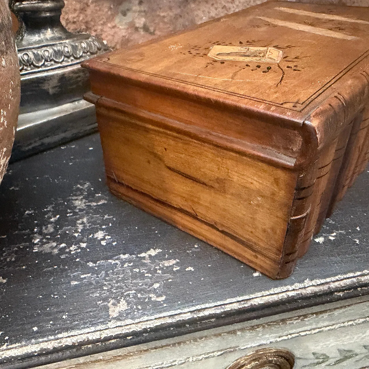 Art Deco inlaid fruit wood cigar box, 1920s 3