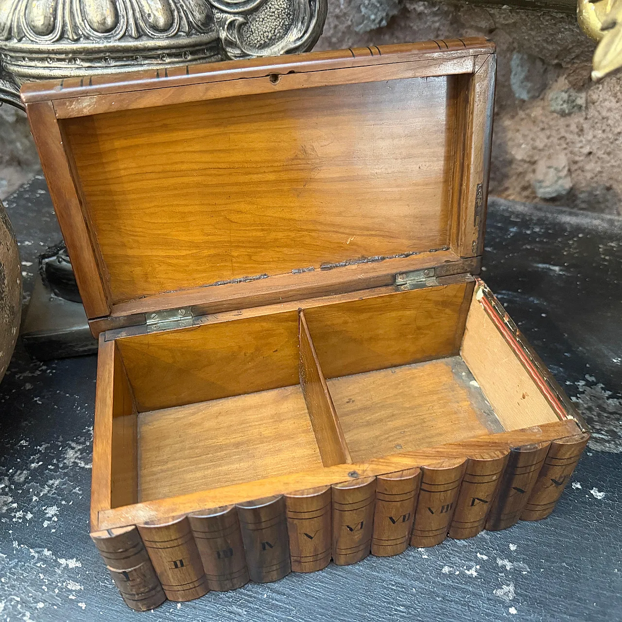 Art Deco inlaid fruit wood cigar box, 1920s 8