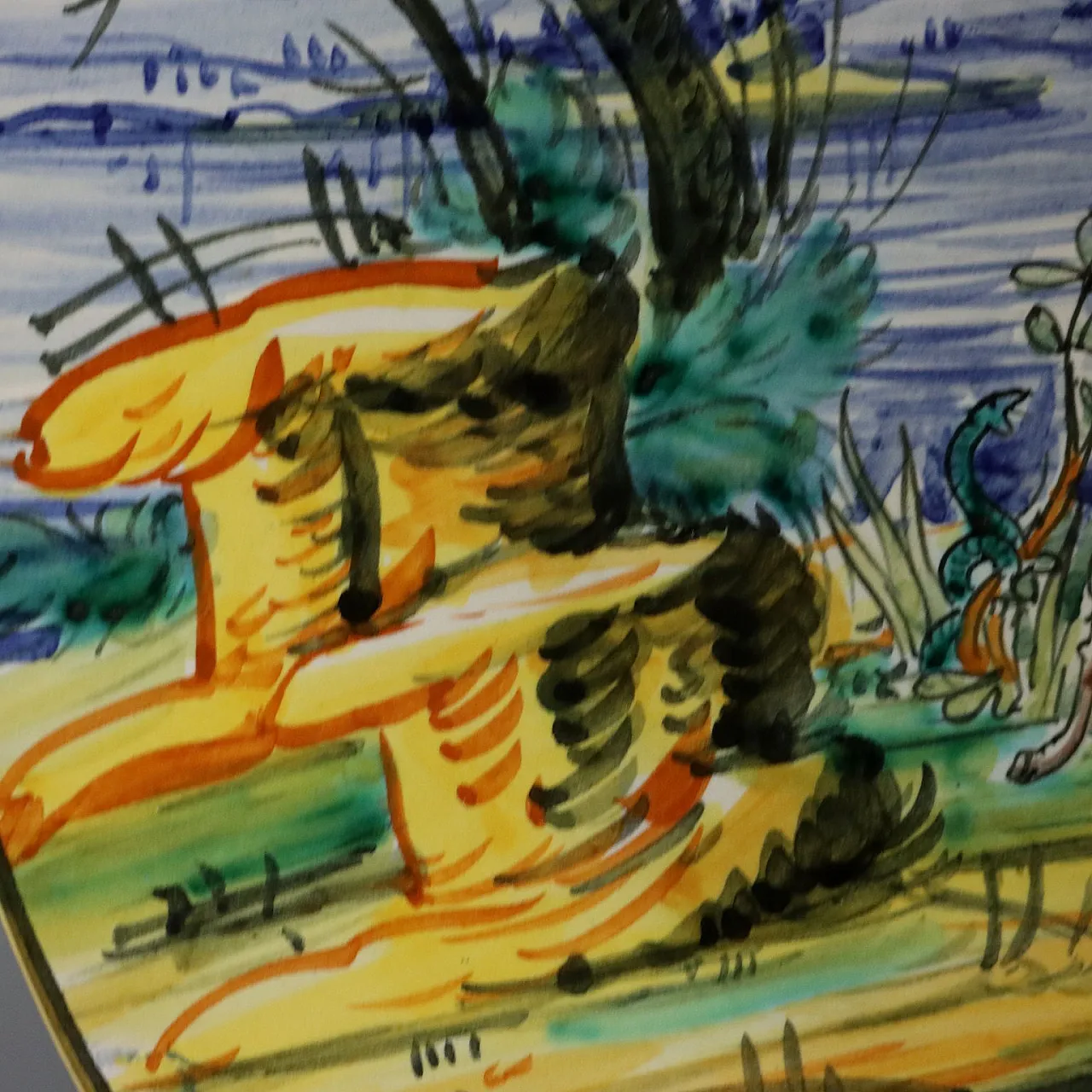 Coppia di piatti istoriati in maiolica, '900 6