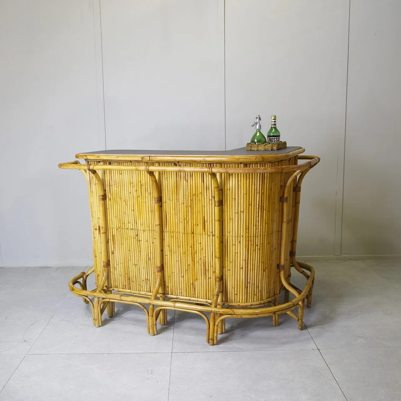 Cocktail bar in bamboo by Tito Agnoli, 1960s 3