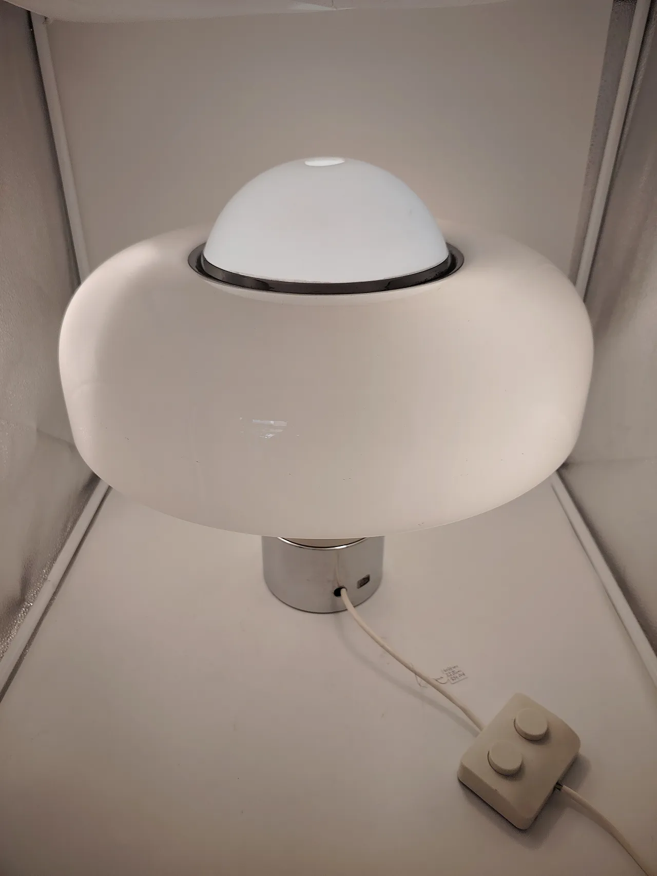 Brumbury lamp by Luigi Massoni for Guzzini 1970s 20