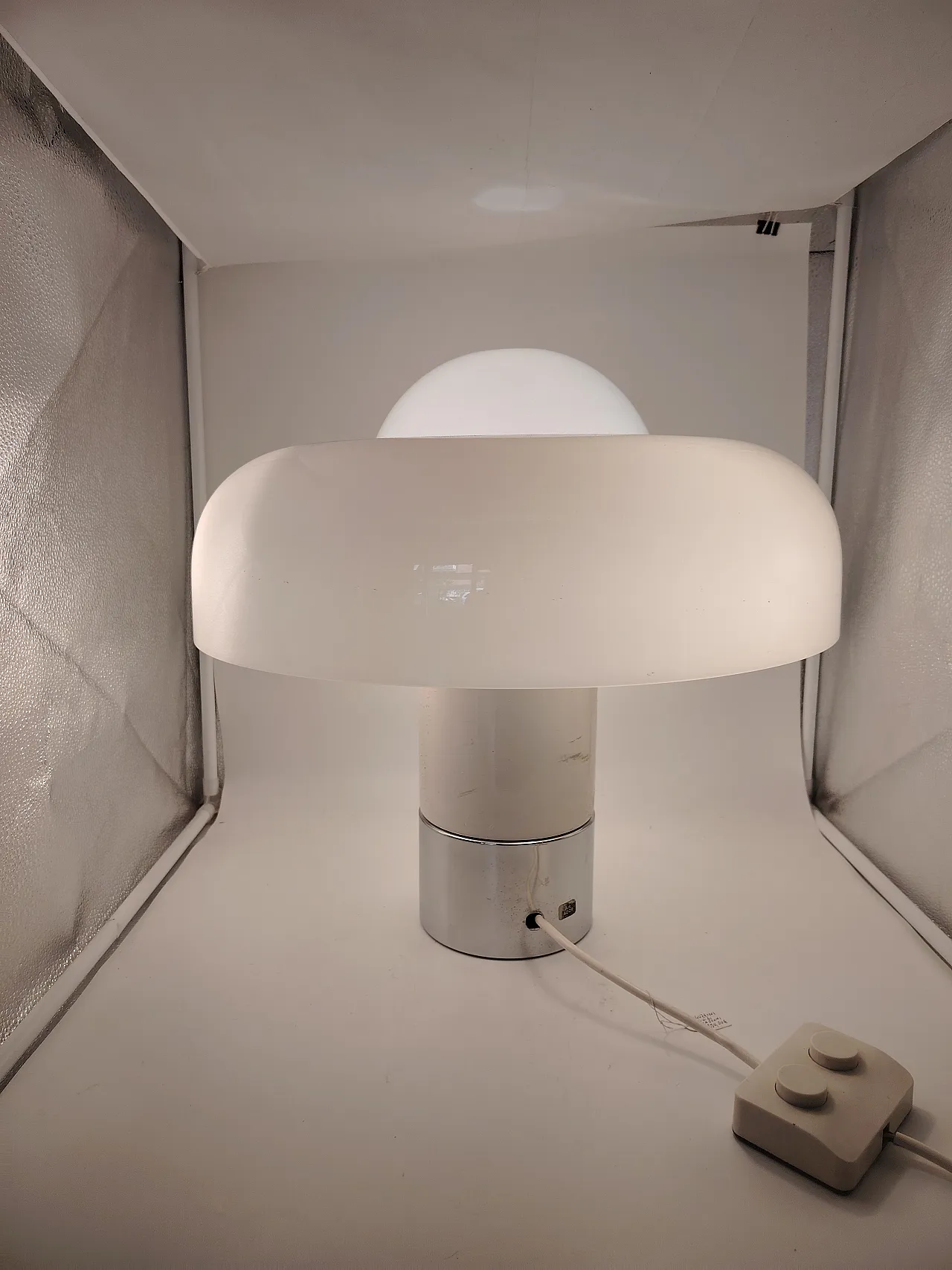 Brumbury lamp by Luigi Massoni for Guzzini 1970s 21