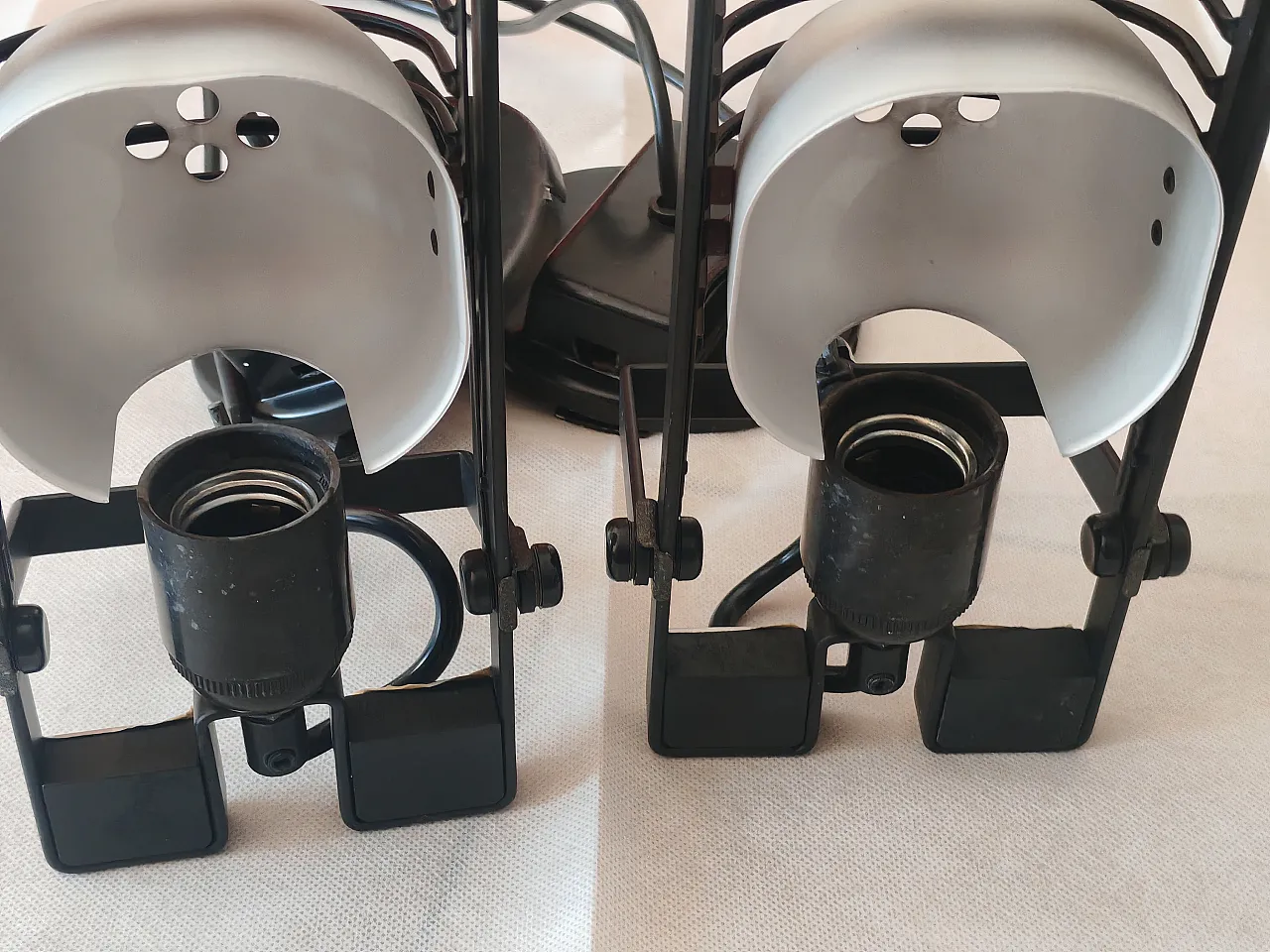 Coppia di Lampade Artemide Sintesi di Ernesto Gismondi, anni '70 1