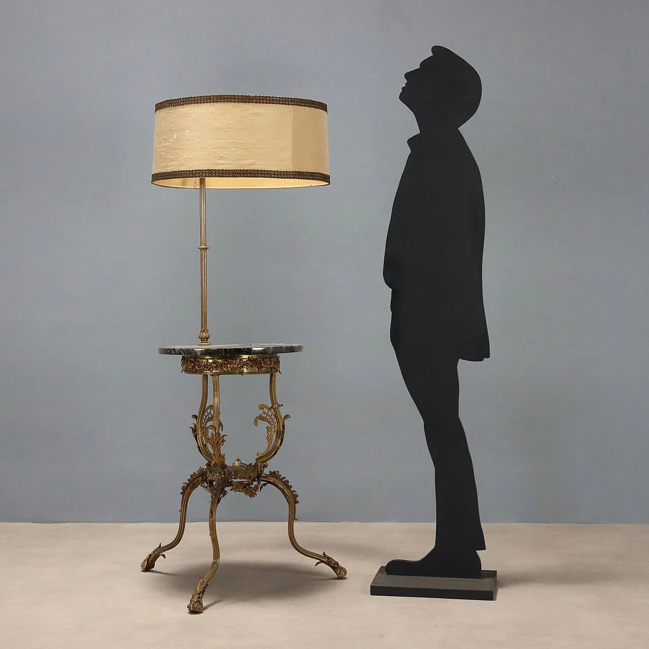 Lampada da terra con tavolino, primo '900 3