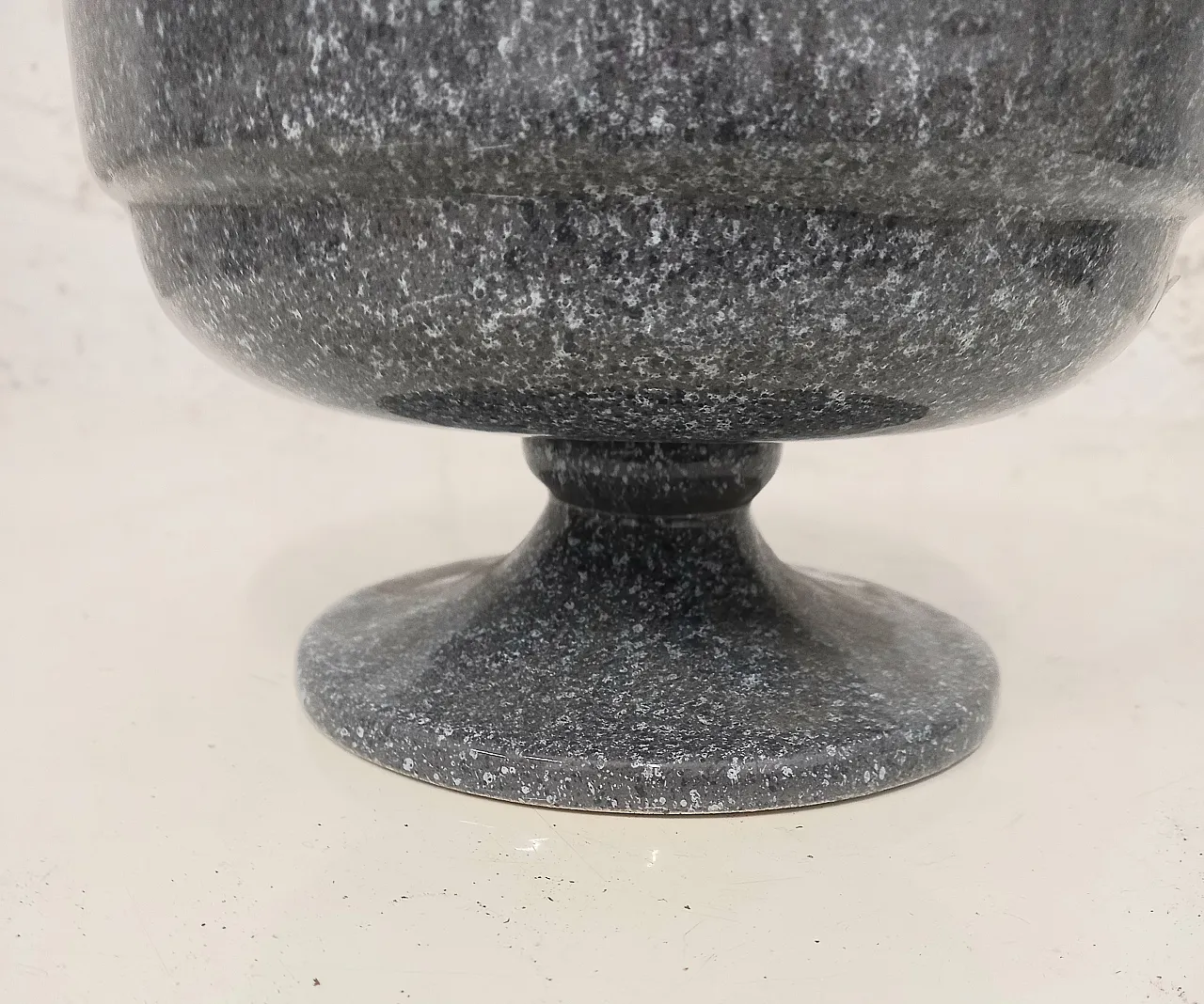 Alzata centrotavola In ceramica effetto marmo 2